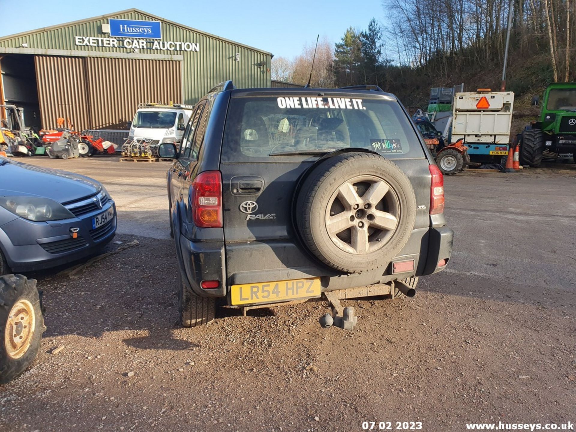 04/54 TOYOTA RAV4 XT4 VVTI - 1998cc 5dr Estate (Black, 203k) - Image 20 of 46