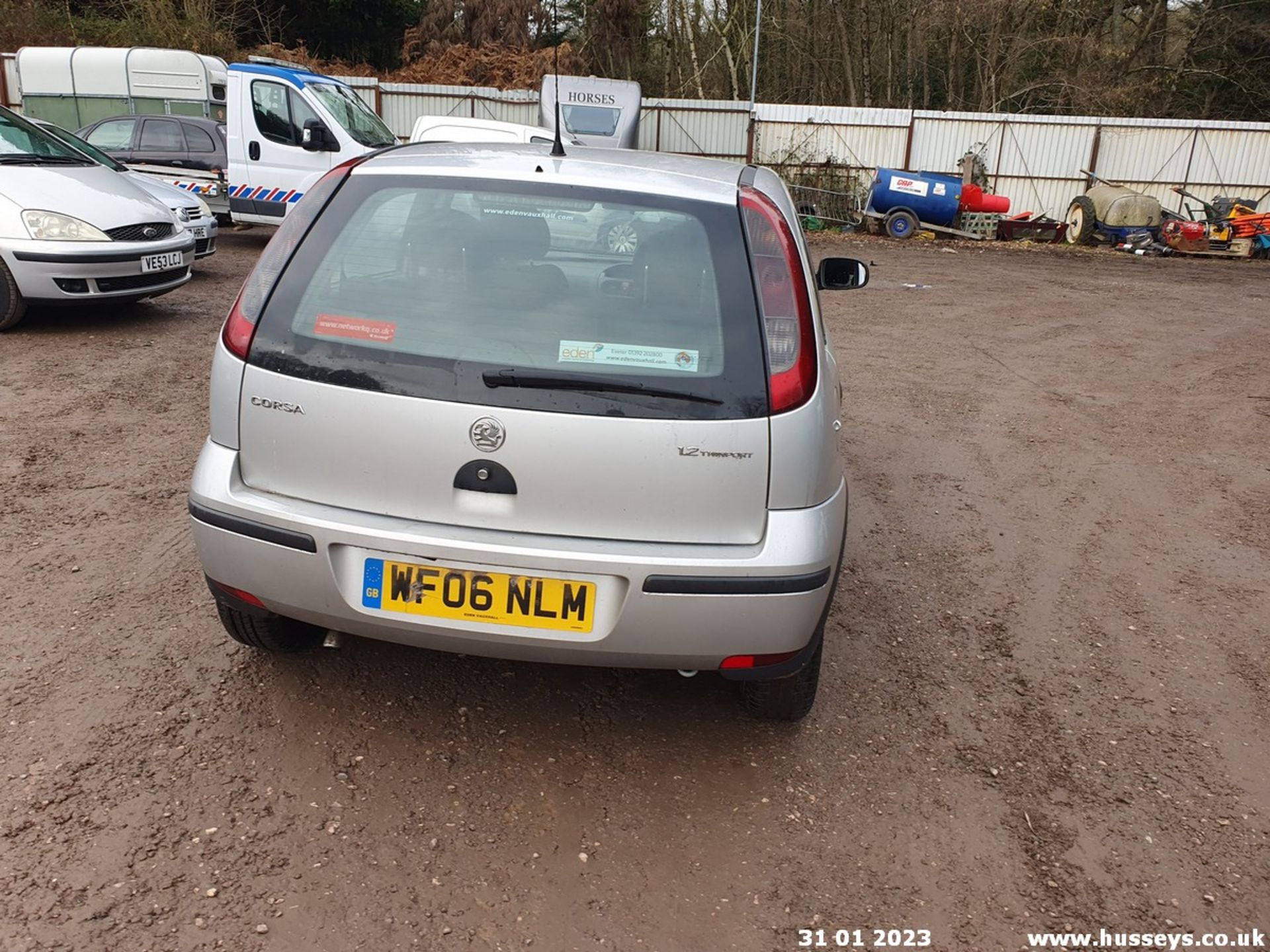 06/06 VAUXHALL CORSA LIFE TWINPORT - 1229cc 5dr Hatchback (Silver, 67k) - Image 24 of 34