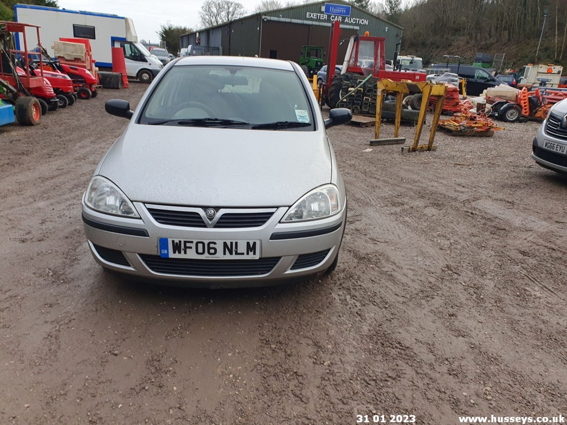 06/06 VAUXHALL CORSA LIFE TWINPORT - 1229cc 5dr Hatchback (Silver, 67k) - Image 7 of 34