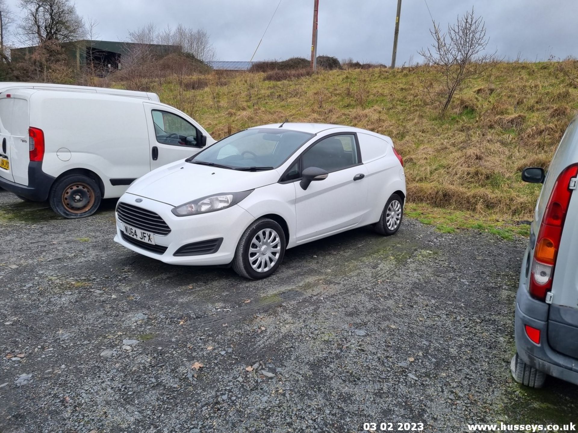 14/64 FORD FIESTA BASE TDCI - 1499cc 3dr Van (White, 103k) - Image 2 of 25