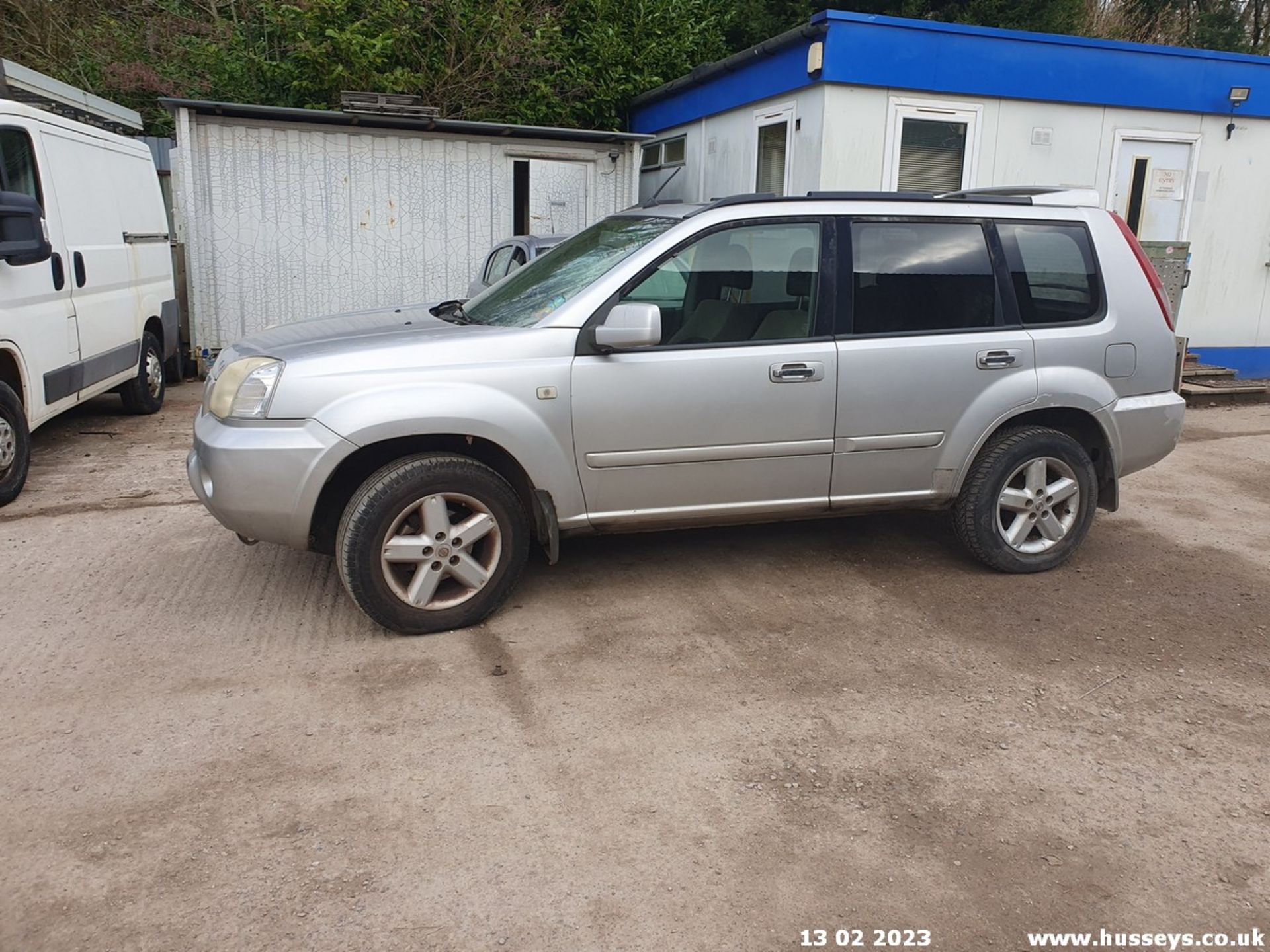 06/06 NISSAN X-TRAIL COLUMBIA DCI - 2184cc 5dr Estate (Silver, 135k) - Image 7 of 28