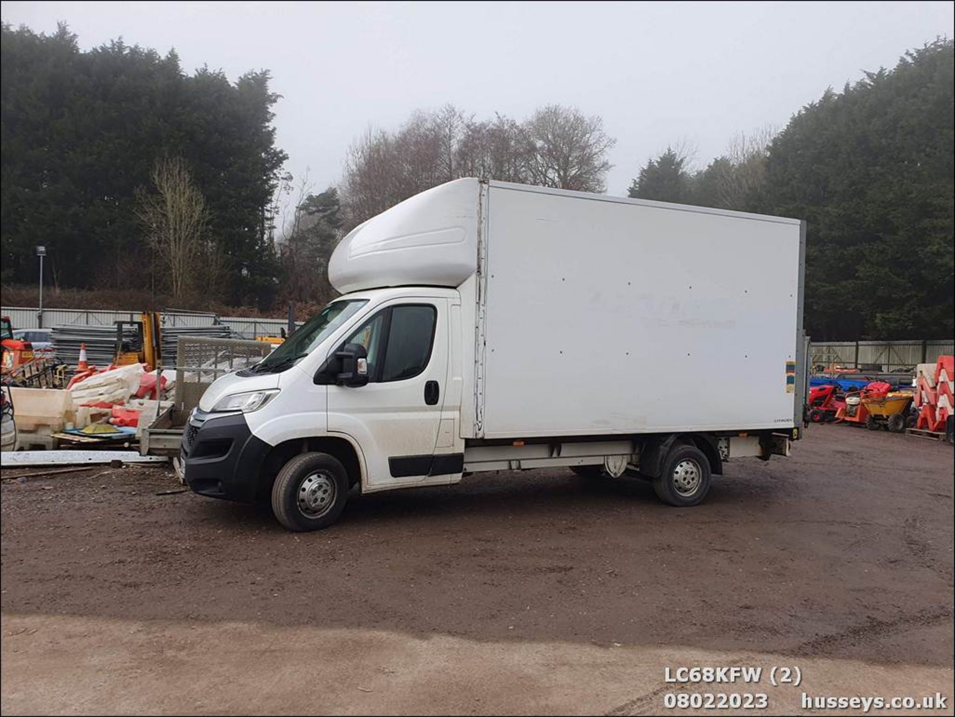 18/68 CITROEN RELAY 35 HEAVY L4 BLUEHDI - 1997cc 3dr Luton (White, 119k) - Image 2 of 29