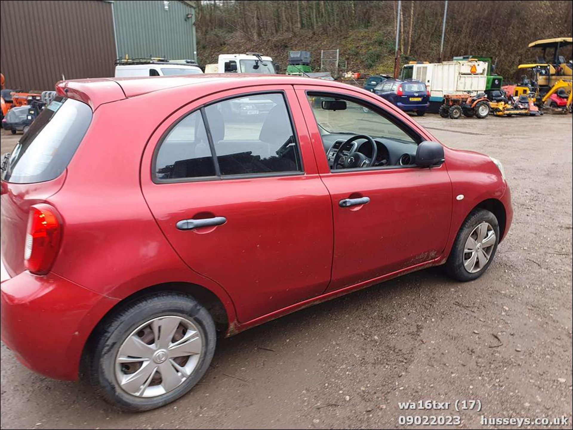 16/16 NISSAN MICRA VISIA - 1198cc 5dr Hatchback (Red, 18k) - Image 18 of 52