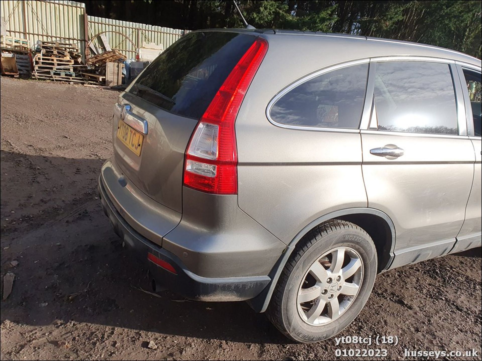 08/08 HONDA CR-V ES I-VTEC - 1997cc 5dr Estate (Grey, 77k) - Image 19 of 52