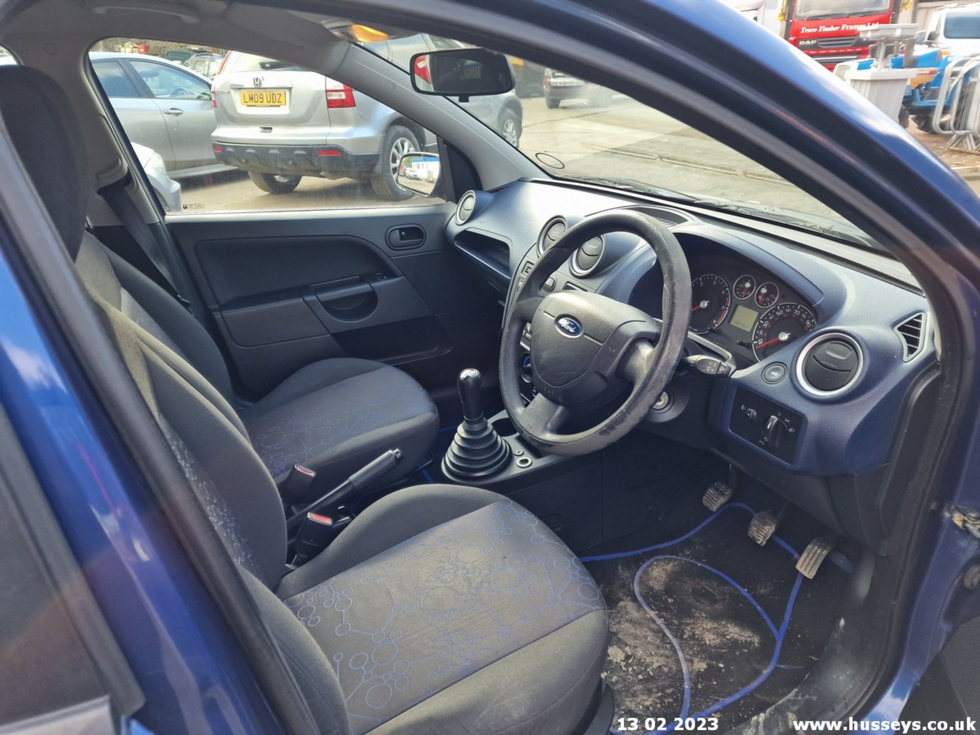 08/08 FORD FIESTA STYLE CLIMATE D - 1399cc 5dr Hatchback (Blue, 82k) - Image 21 of 29