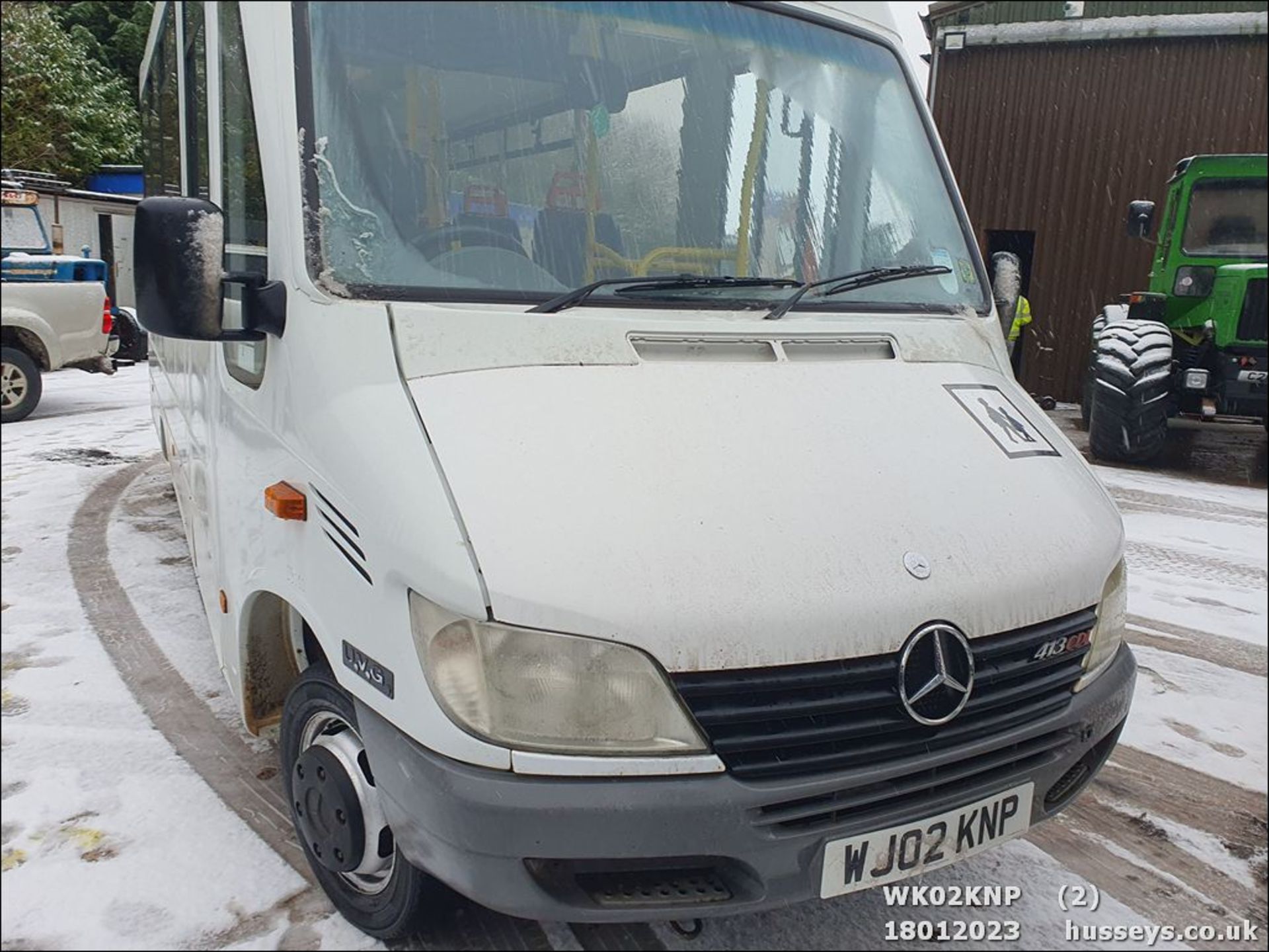 02/02 MERCEDES SPRINTER 413 CDI - 2151cc 2dr Minibus (White, 415k) - Image 4 of 15