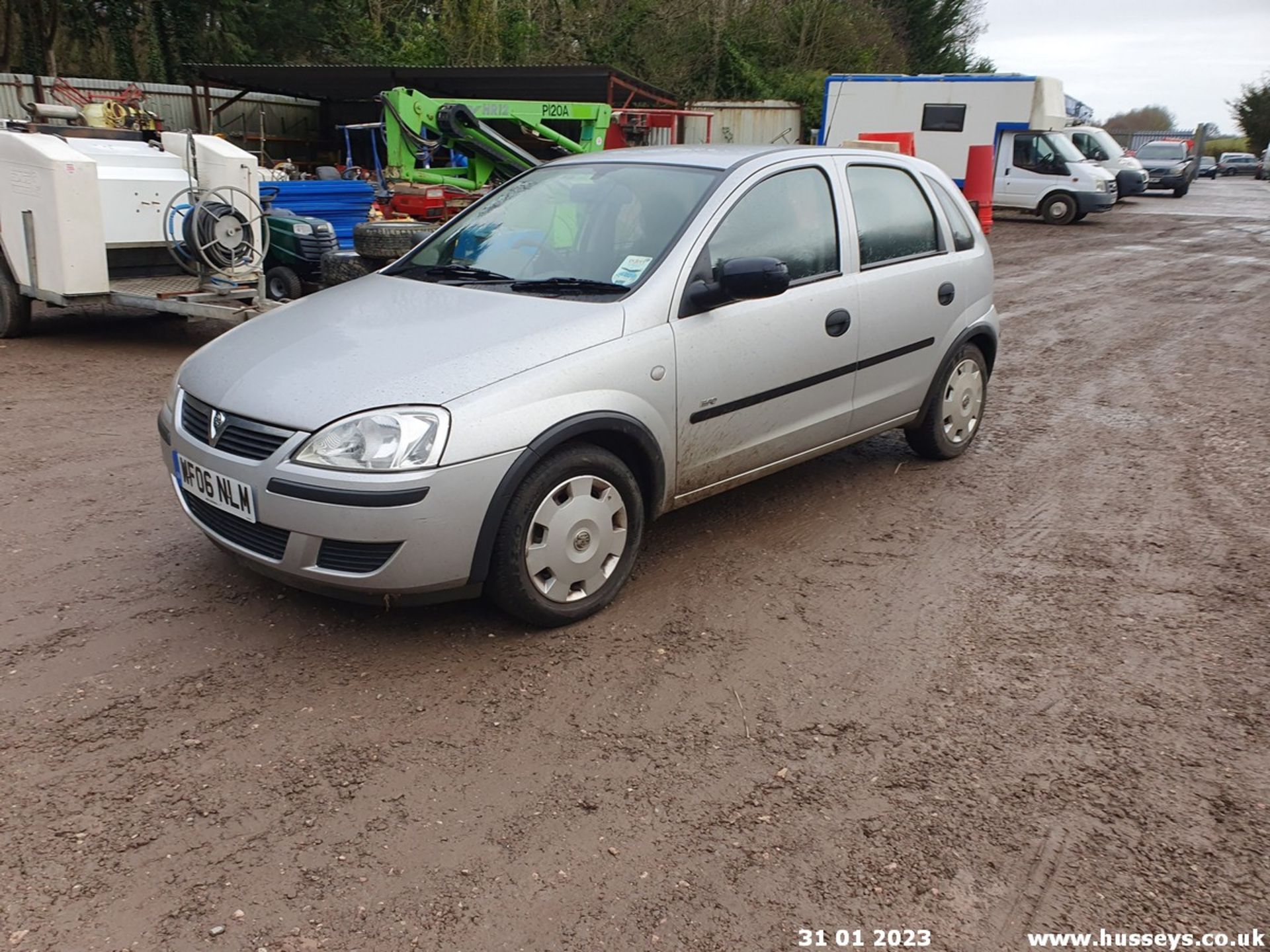 06/06 VAUXHALL CORSA LIFE TWINPORT - 1229cc 5dr Hatchback (Silver, 67k) - Image 10 of 34