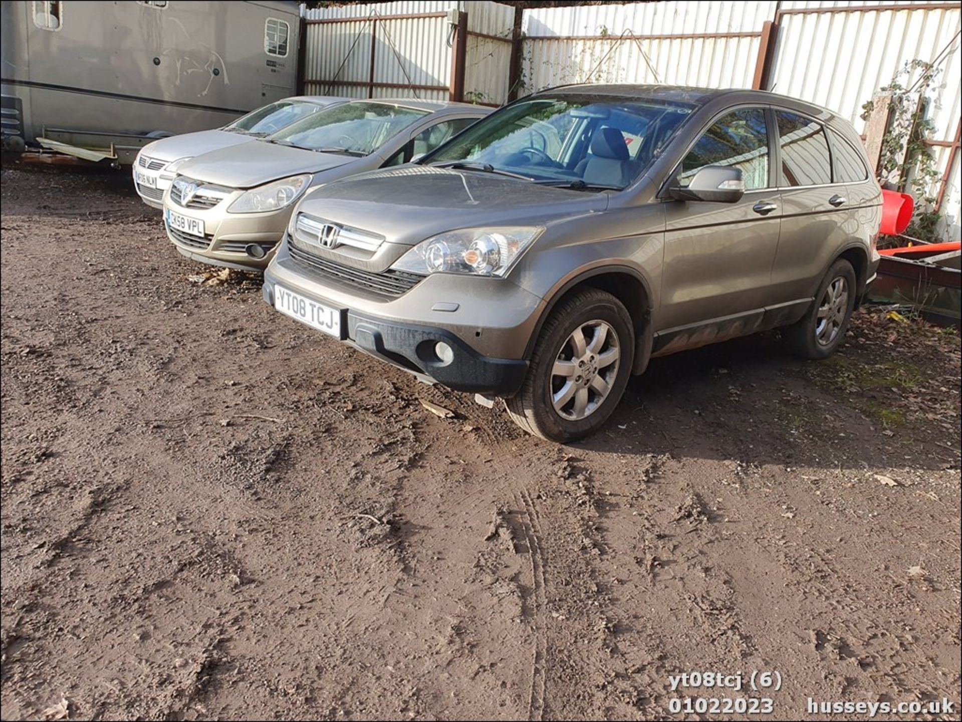 08/08 HONDA CR-V ES I-VTEC - 1997cc 5dr Estate (Grey, 77k) - Image 7 of 52