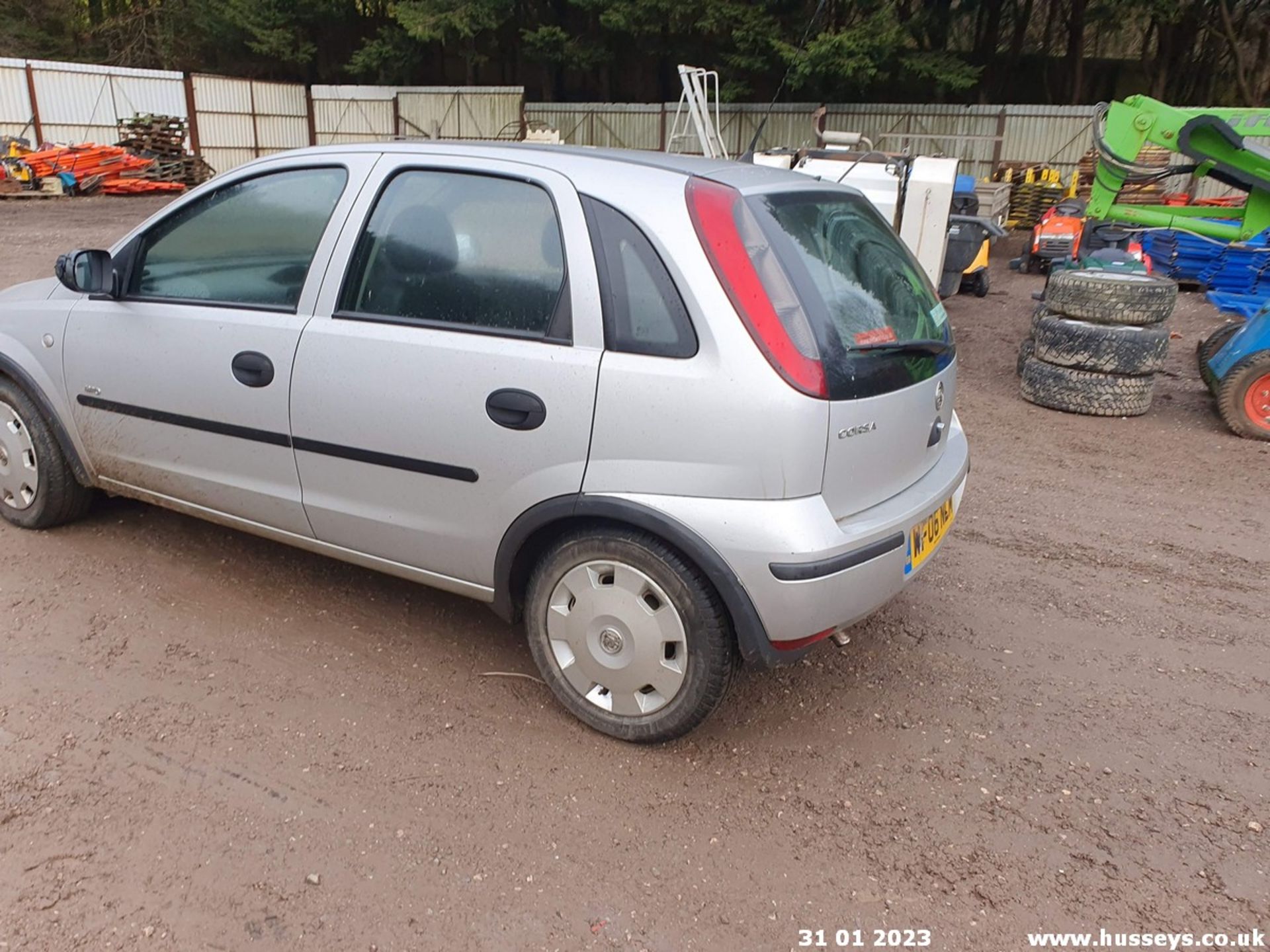 06/06 VAUXHALL CORSA LIFE TWINPORT - 1229cc 5dr Hatchback (Silver, 67k) - Image 19 of 34