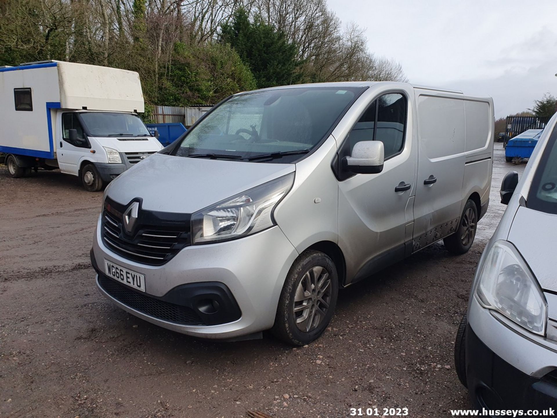 16/66 RENAULT TRAFIC SL27 SPORT NAV ENG - 1598cc 5dr Van (Silver, 170k) - Image 26 of 45