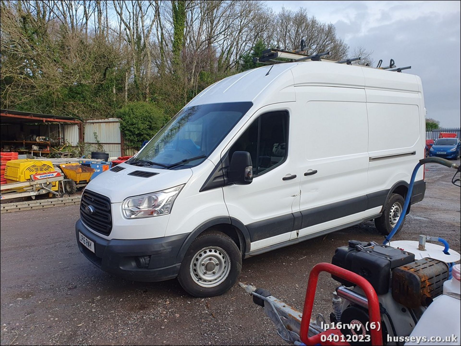 16/16 FORD TRANSIT 350 - 2198cc 5dr Van (White, 142k) - Image 7 of 37