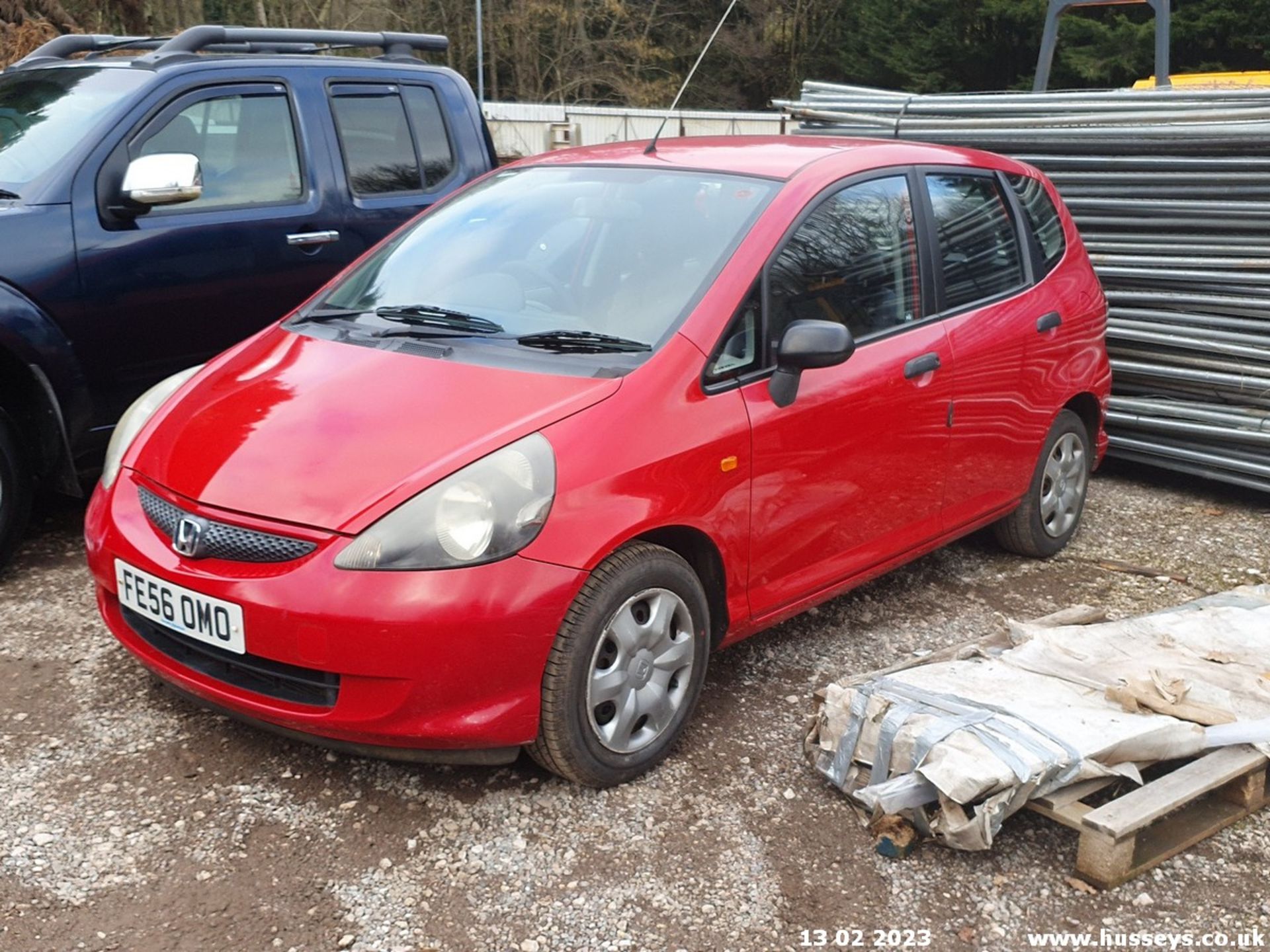 06/56 HONDA JAZZ S - 1246cc 5dr Hatchback (Red, 140k) - Image 23 of 28