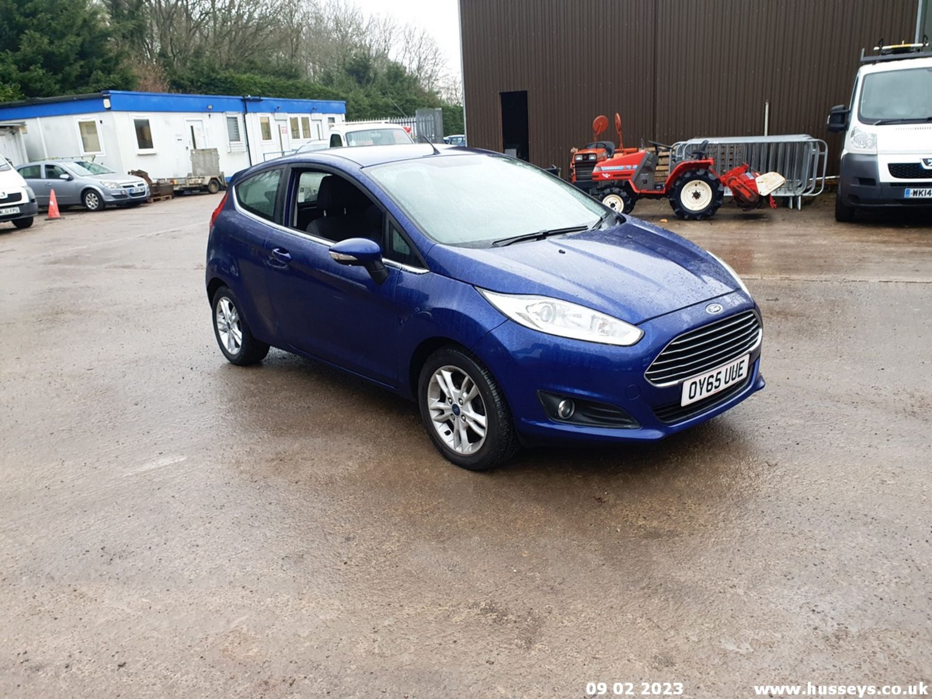 15/65 FORD FIESTA ZETEC TDCI - 1499cc 3dr Hatchback (Blue, 128k) - Image 2 of 48