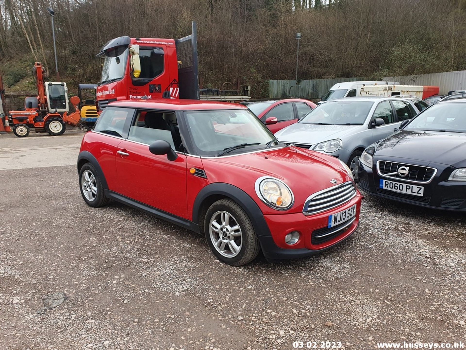 13/13 MINI ONE D - 1598cc 3dr Hatchback (Red) - Image 2 of 45