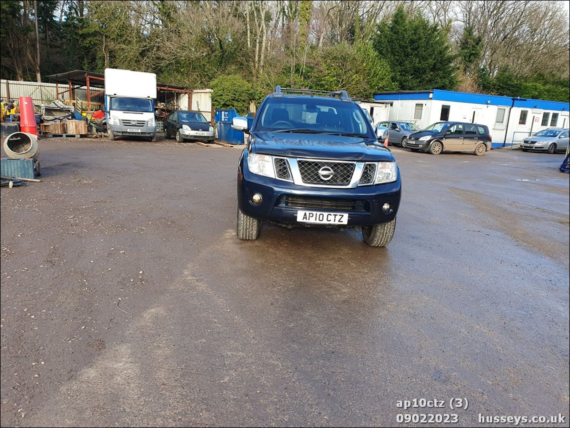 10/10 NISSAN NAVARA TEKNA D/C DCI 188 - 2488cc Pickup (Blue, 124k) - Image 4 of 45