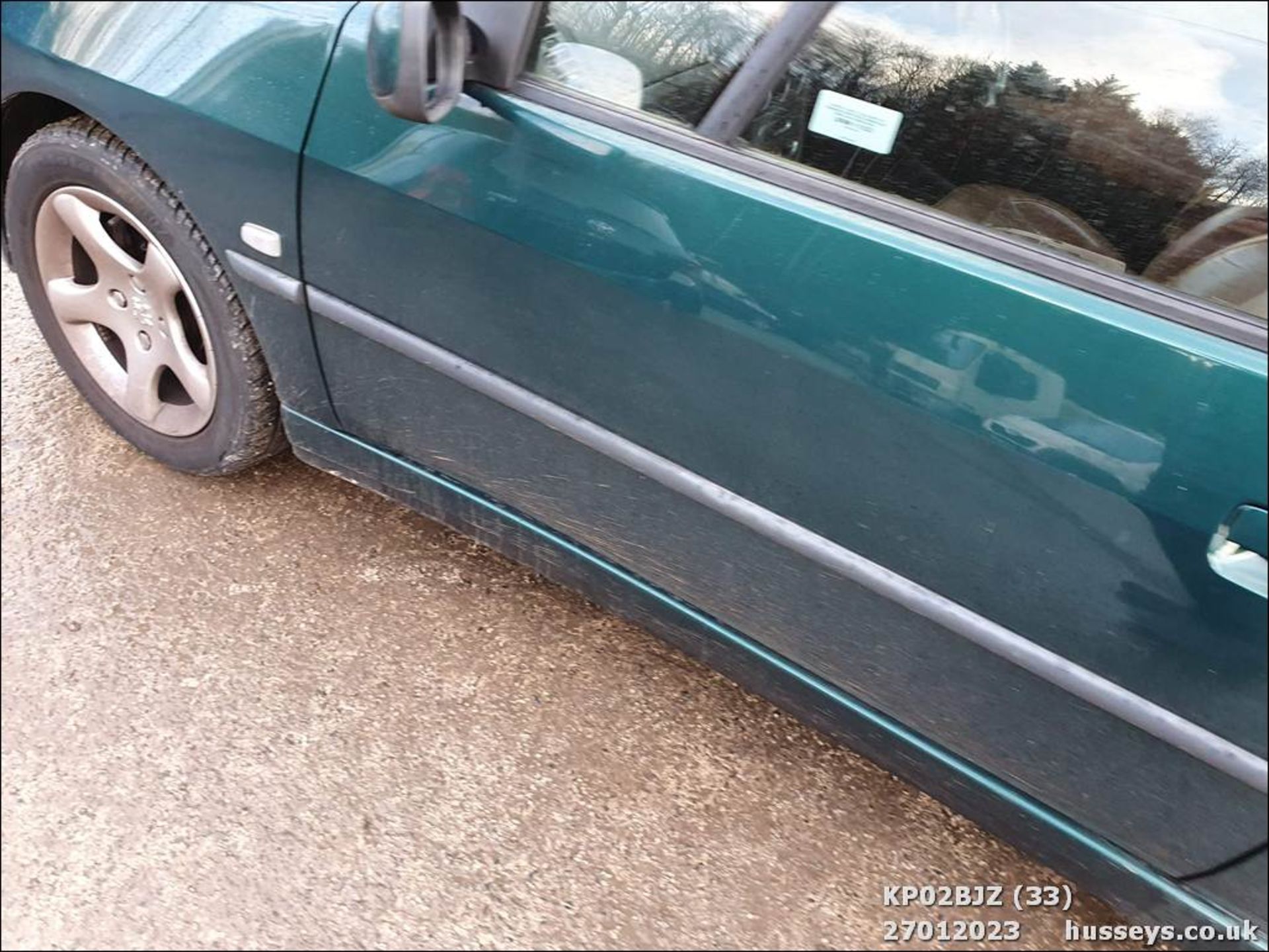 02/02 PEUGEOT 306 CABRIOLET SE 16V - 1761cc 2dr Convertible (Green, 94k) - Image 33 of 40