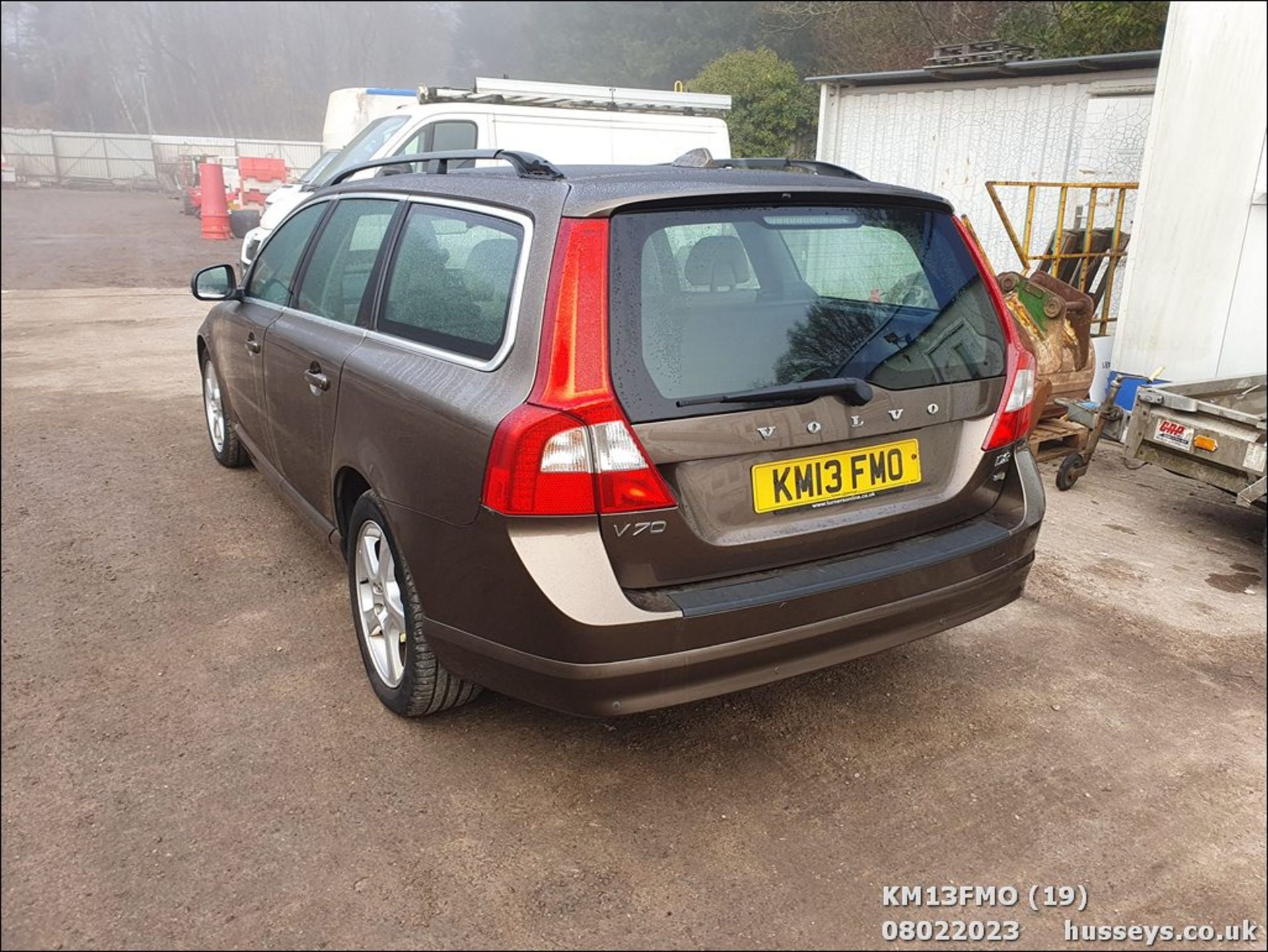 13/13 VOLVO V70 SE D2 AUTO - 1560cc 5dr Estate (Bronze, 177k) - Image 19 of 50