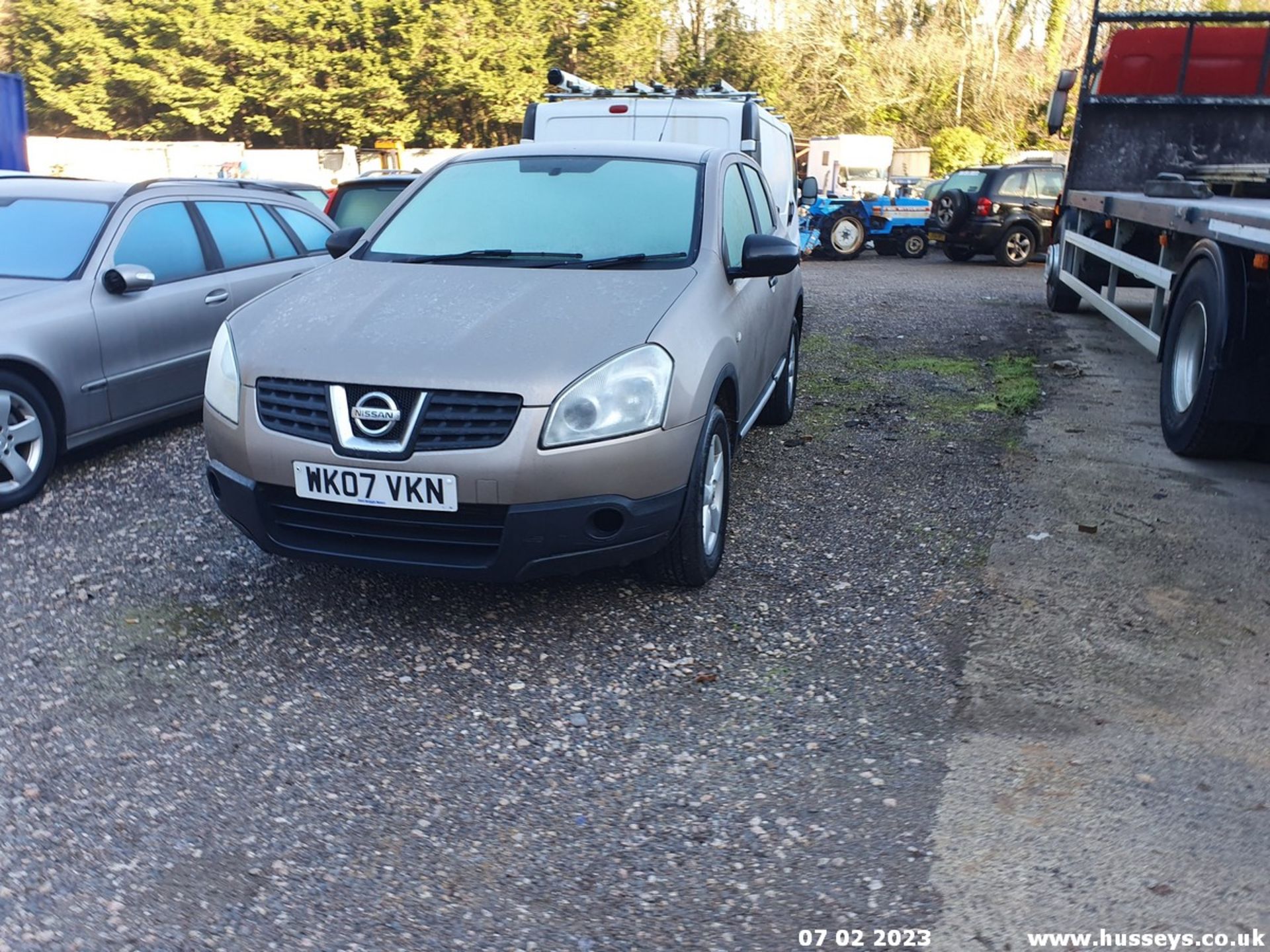 07/07 NISSAN QASHQAI VISIA DCI 2WD - 1461cc 5dr Hatchback (Beige, 117k) - Image 7 of 27