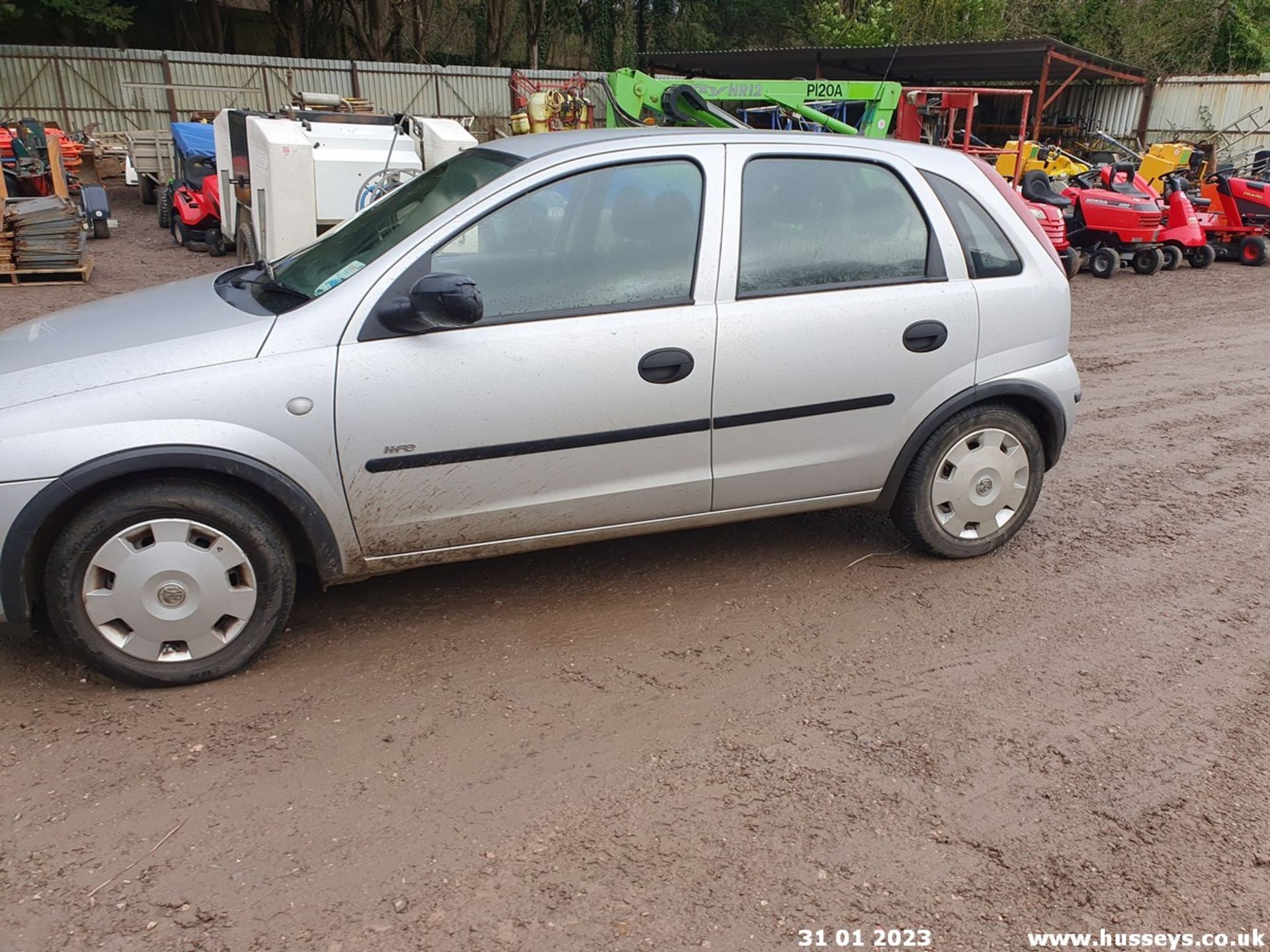 06/06 VAUXHALL CORSA LIFE TWINPORT - 1229cc 5dr Hatchback (Silver, 67k) - Image 13 of 34