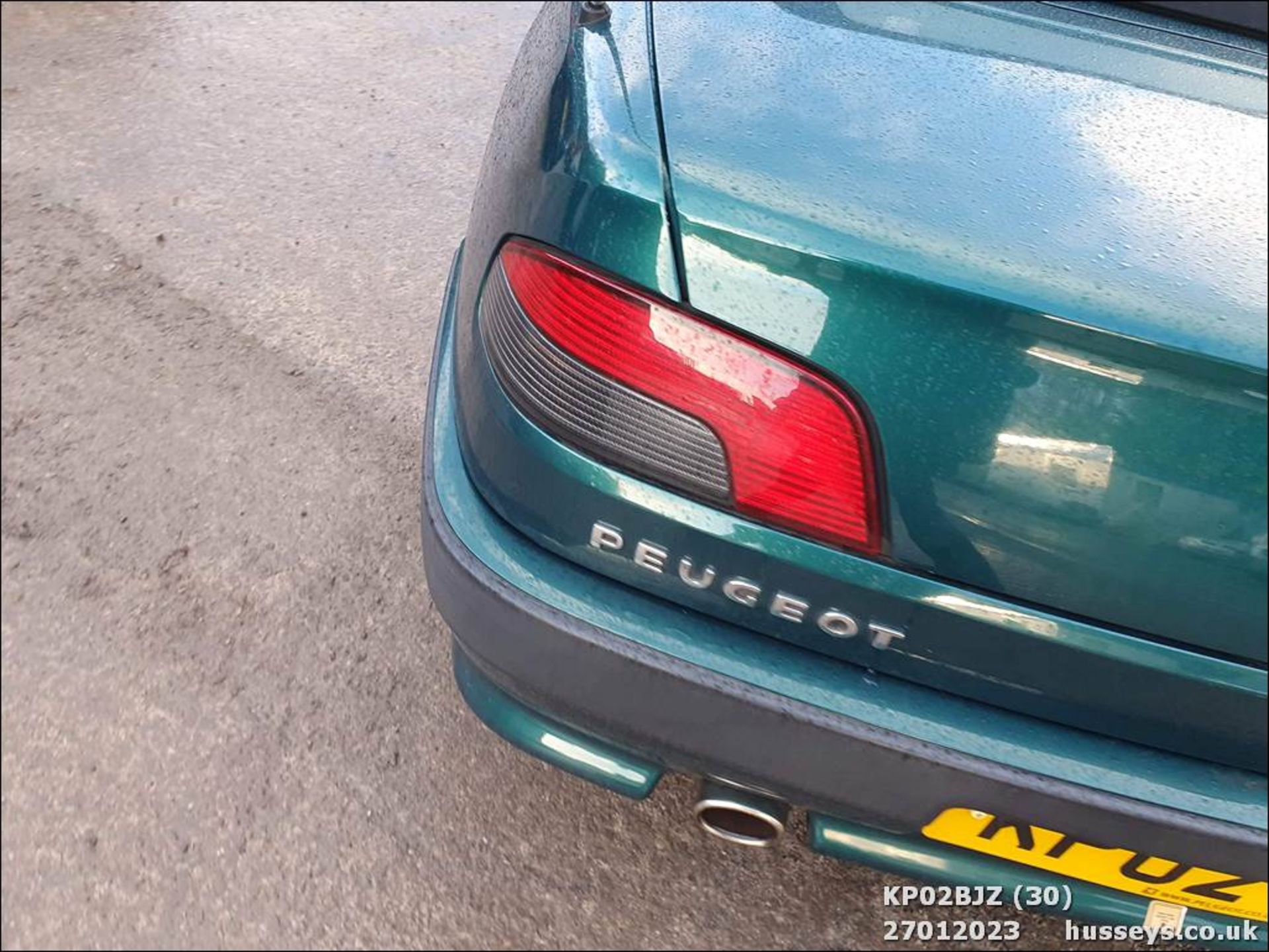 02/02 PEUGEOT 306 CABRIOLET SE 16V - 1761cc 2dr Convertible (Green, 94k) - Image 30 of 40