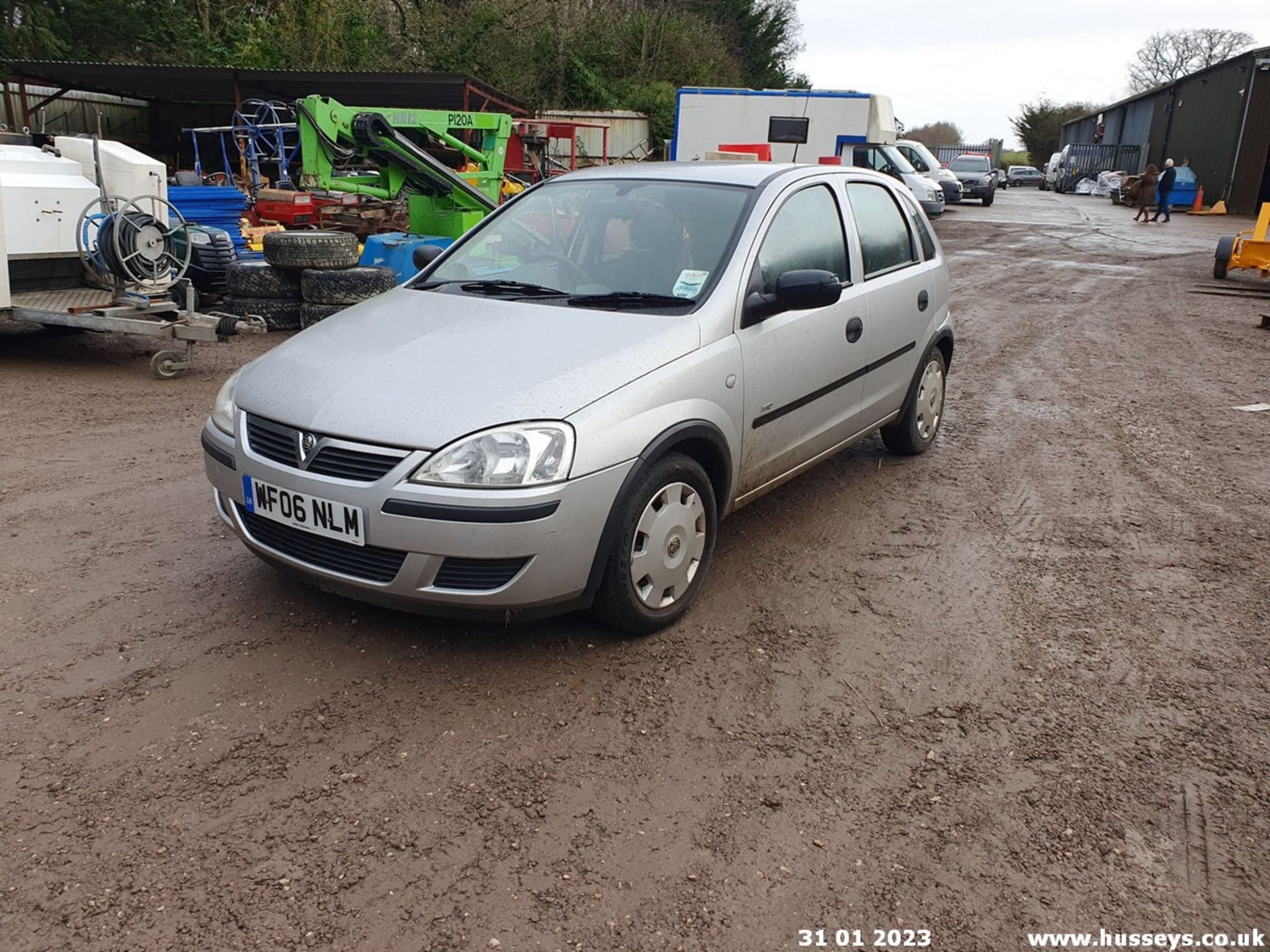 06/06 VAUXHALL CORSA LIFE TWINPORT - 1229cc 5dr Hatchback (Silver, 67k) - Image 11 of 34