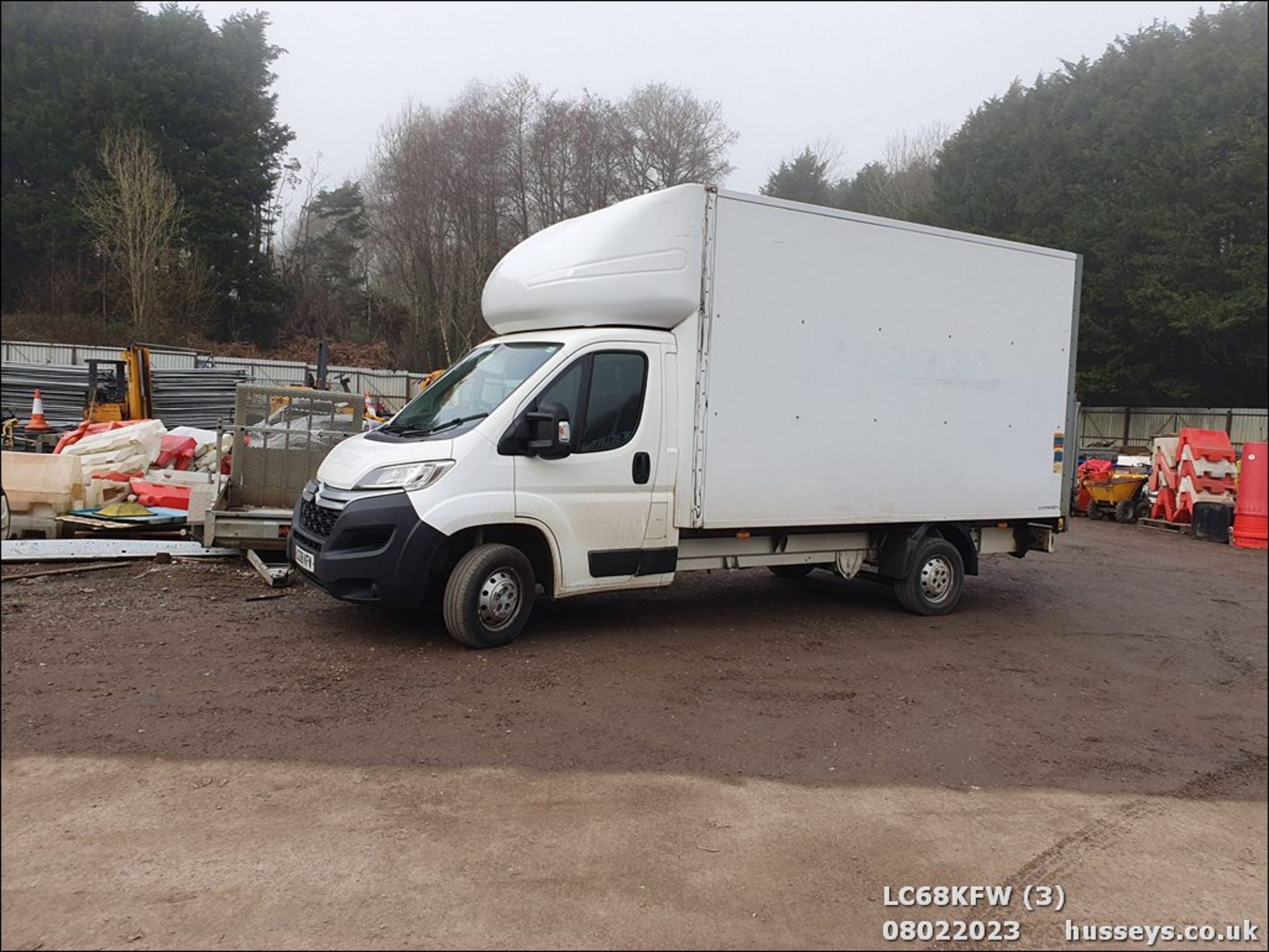 18/68 CITROEN RELAY 35 HEAVY L4 BLUEHDI - 1997cc 3dr Luton (White, 119k) - Image 3 of 29