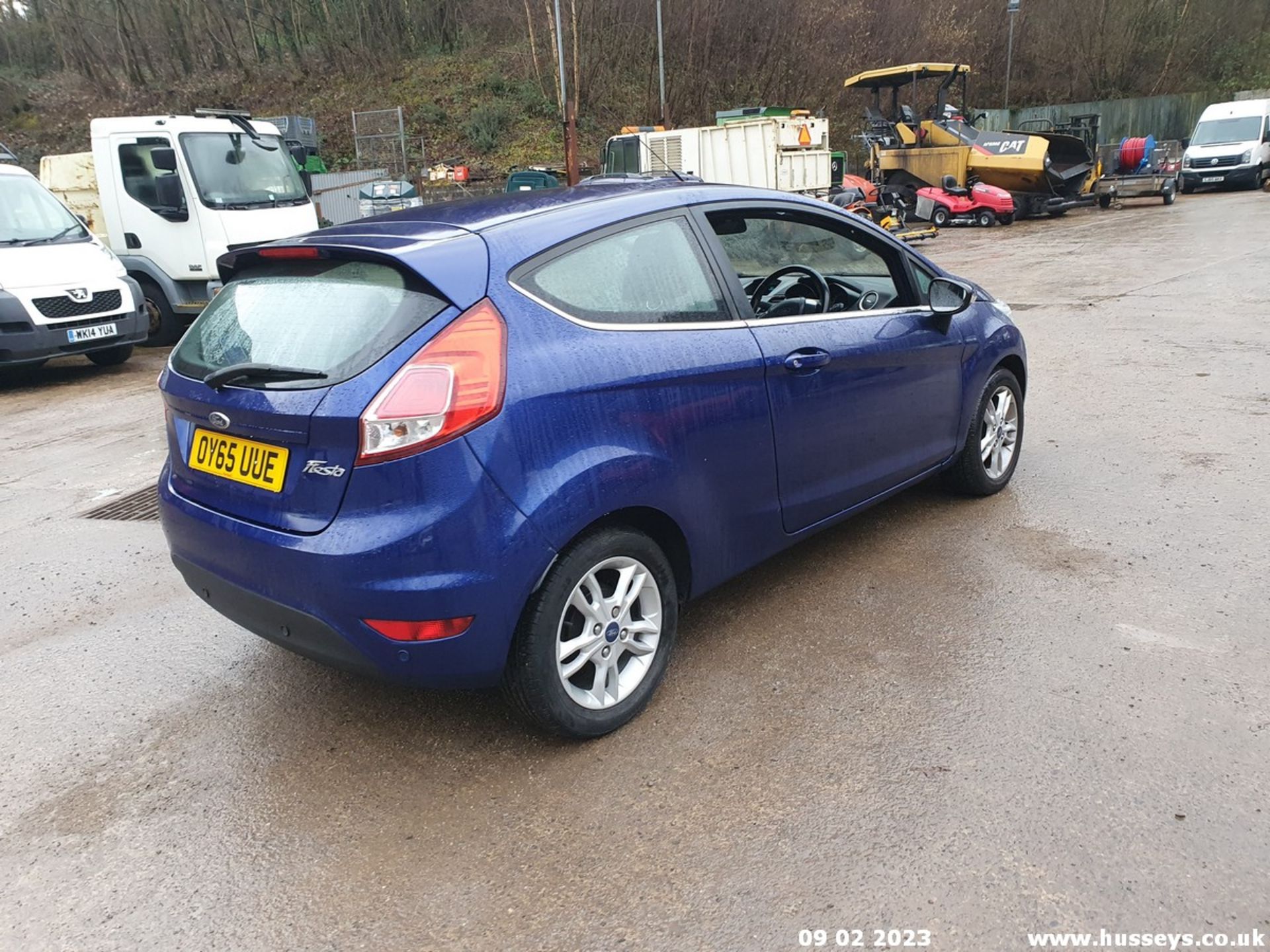 15/65 FORD FIESTA ZETEC TDCI - 1499cc 3dr Hatchback (Blue, 128k) - Image 25 of 48