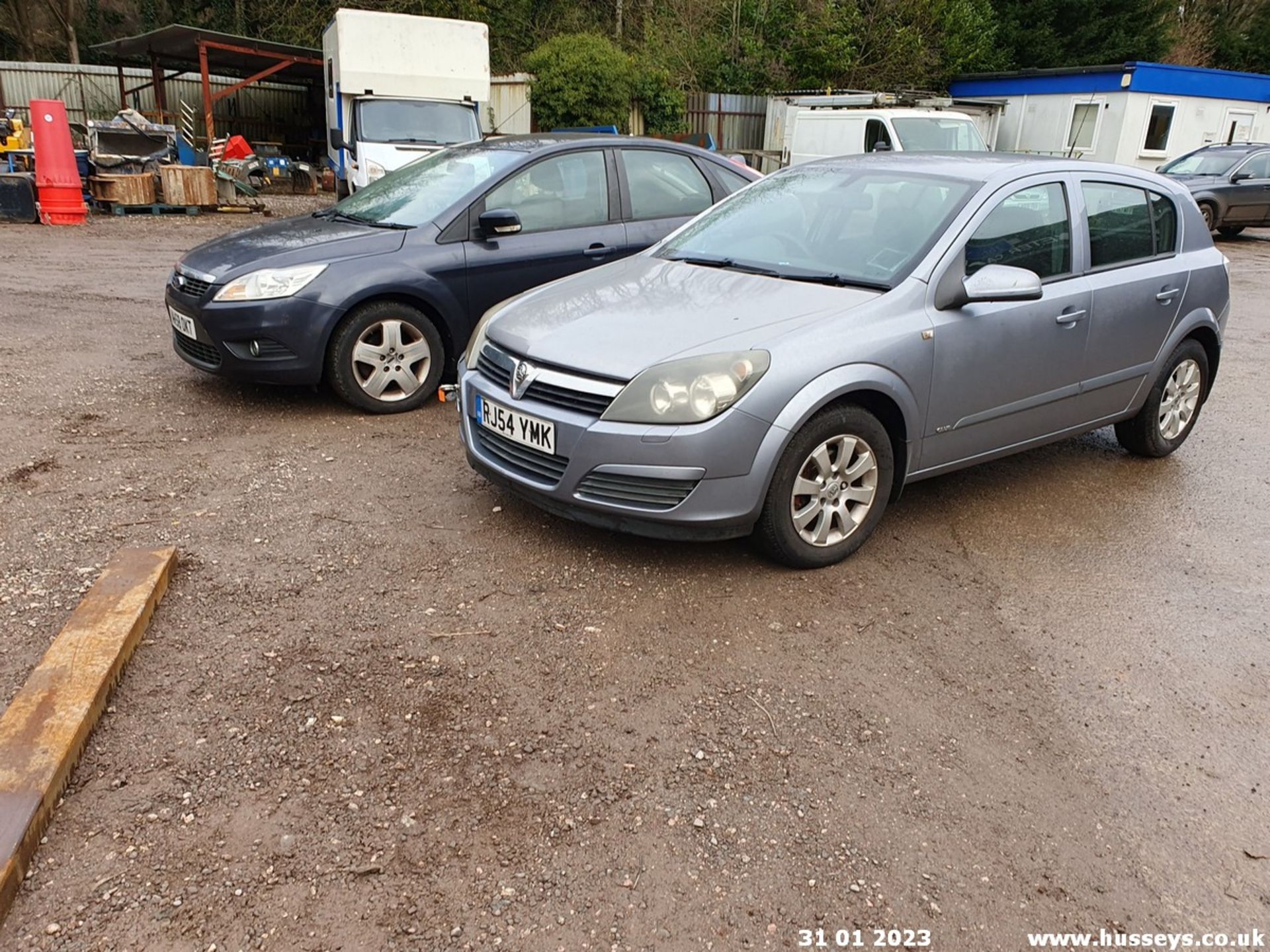 04/54 VAUXHALL ASTRA CLUB CDTI - 1686cc 5dr Hatchback (Silver) - Image 16 of 21