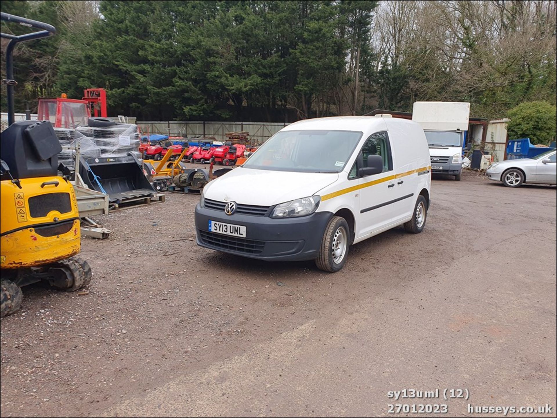 13/13 VOLKSWAGEN CADDY C20 TDI 102 - 1598cc 5dr Van (White, 173k) - Image 12 of 49