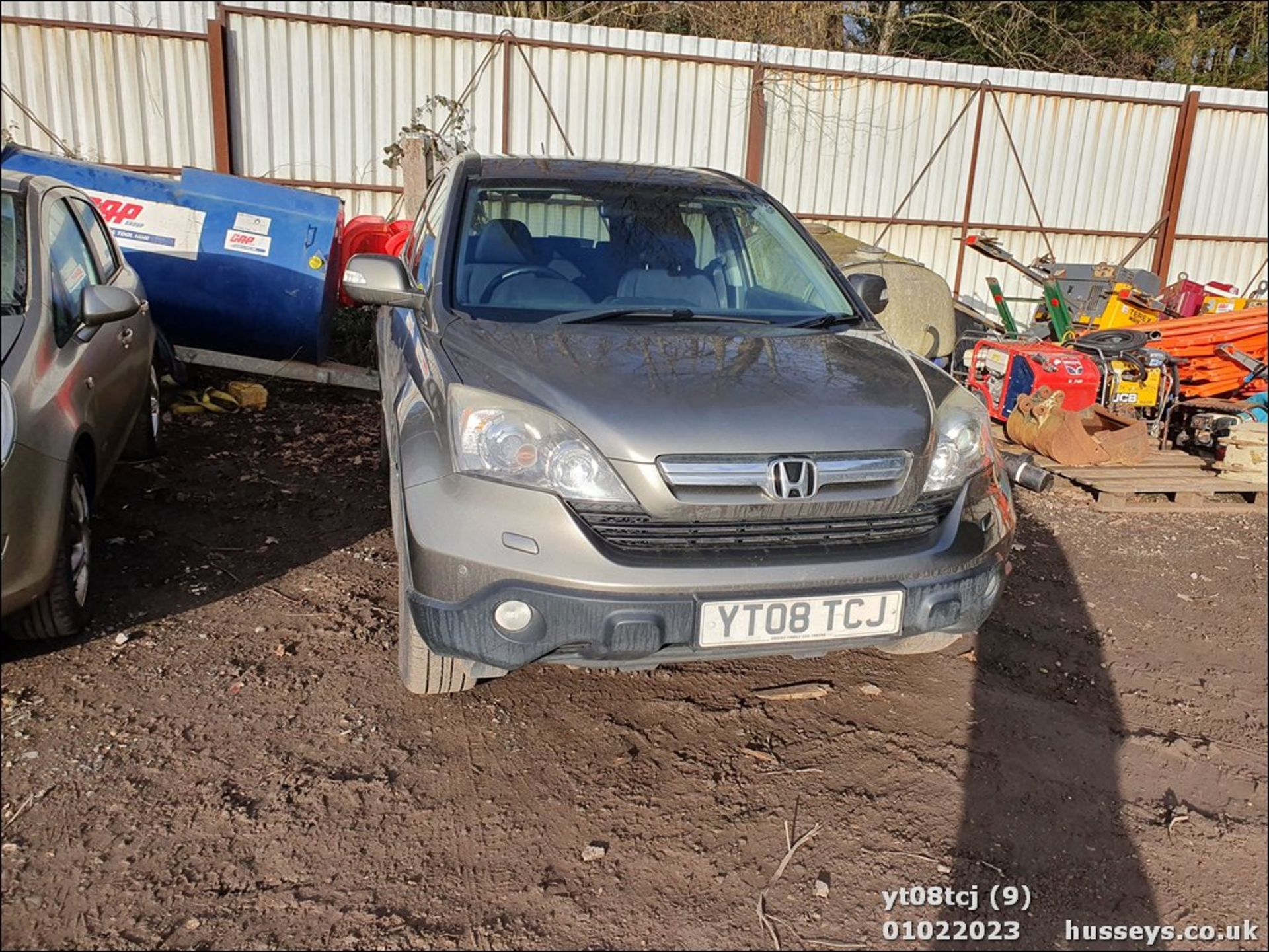 08/08 HONDA CR-V ES I-VTEC - 1997cc 5dr Estate (Grey, 77k) - Image 10 of 52