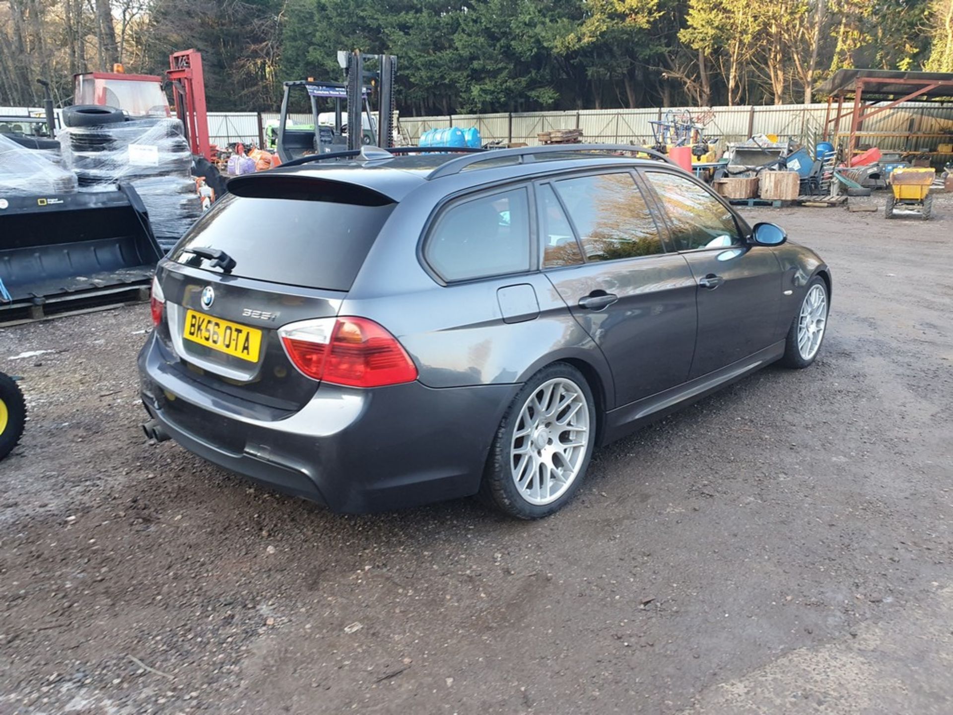 06/56 BMW 325I M SPORT TOURING AUTO - 2497cc 5dr Estate (Grey, 178k) - Image 21 of 44