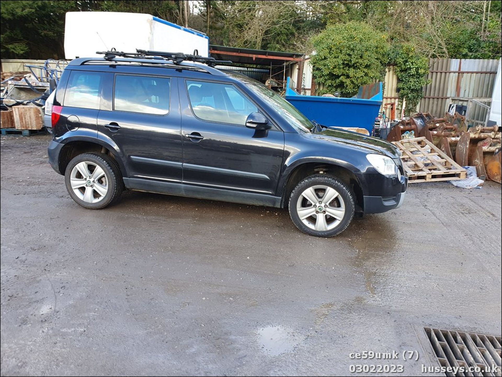 09/59 SKODA YETI SE TSI 4X4 - 1798cc 5dr Hatchback (Black, 51k) - Image 6 of 40