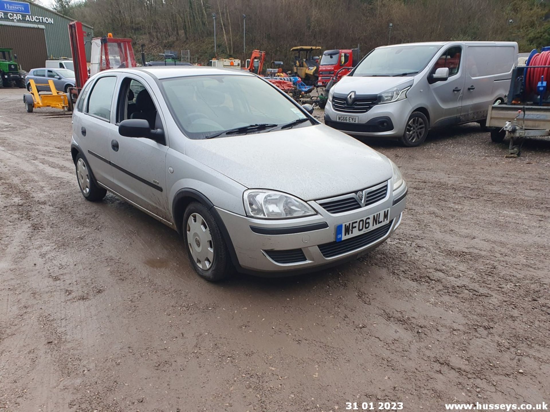 06/06 VAUXHALL CORSA LIFE TWINPORT - 1229cc 5dr Hatchback (Silver, 67k) - Image 5 of 34