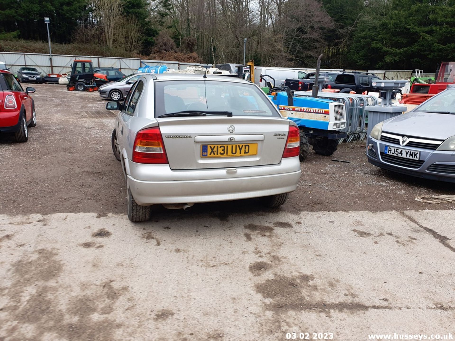 2000 VAUXHALL ASTRA CDX 16V AUTO - 1796cc 5dr Hatchback (Silver, 117k) - Image 3 of 32