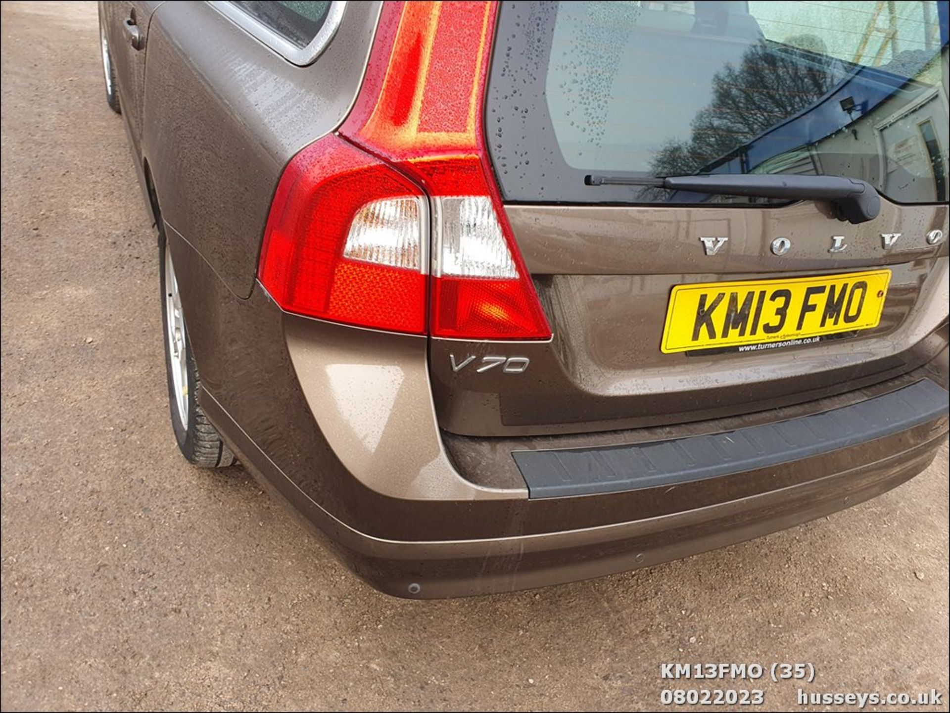 13/13 VOLVO V70 SE D2 AUTO - 1560cc 5dr Estate (Bronze, 177k) - Image 35 of 50