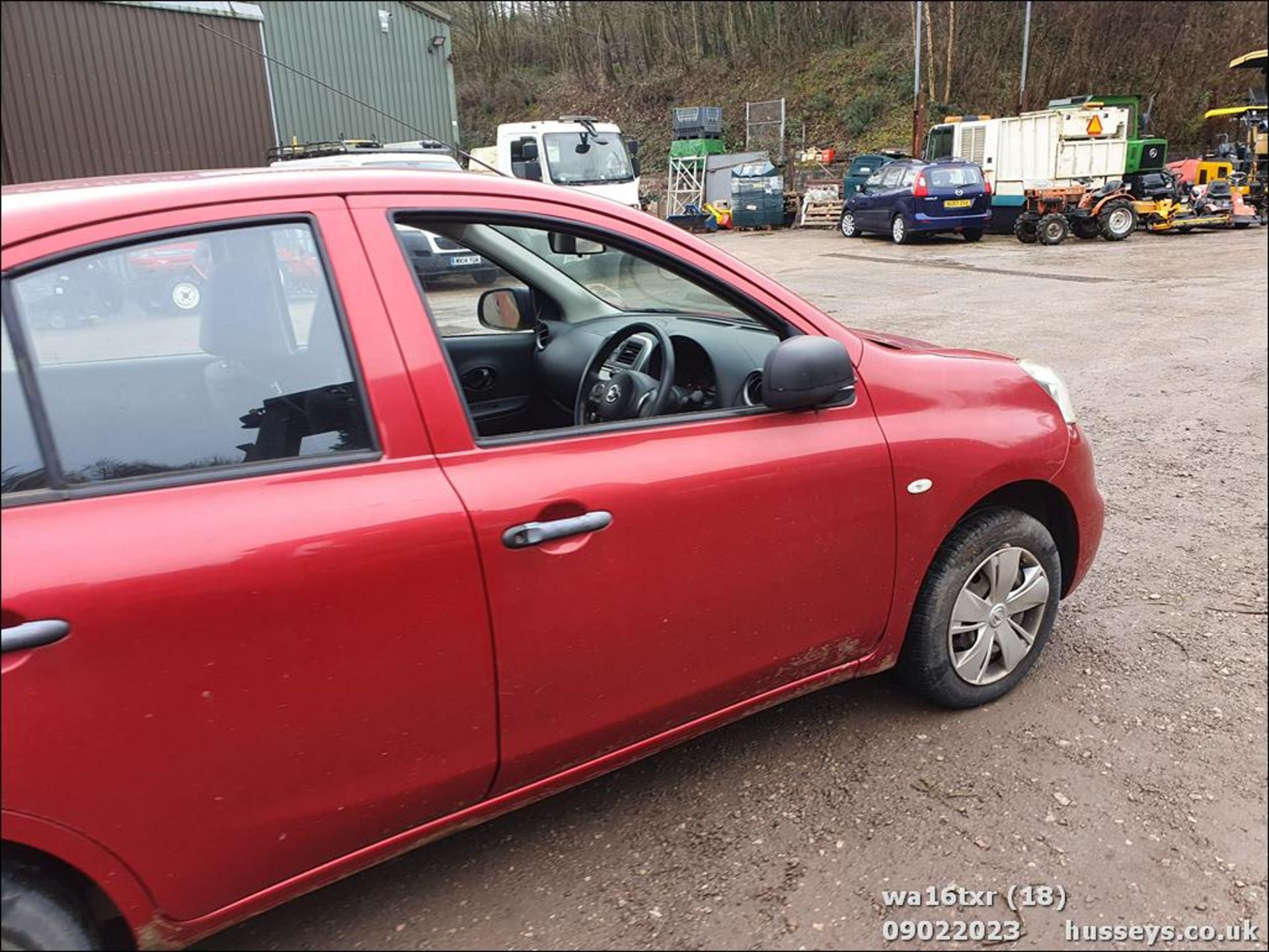 16/16 NISSAN MICRA VISIA - 1198cc 5dr Hatchback (Red, 18k) - Image 19 of 52