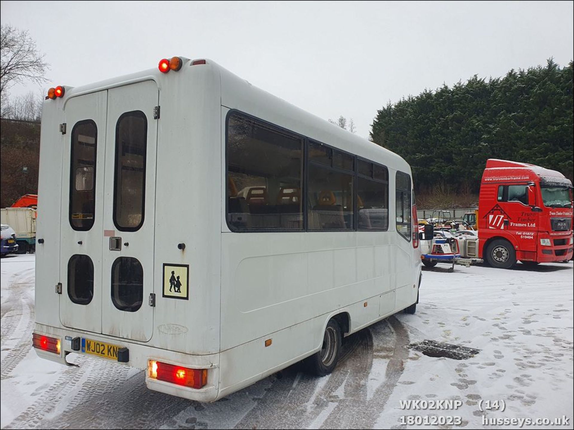 02/02 MERCEDES SPRINTER 413 CDI - 2151cc 2dr Minibus (White, 415k) - Image 15 of 15