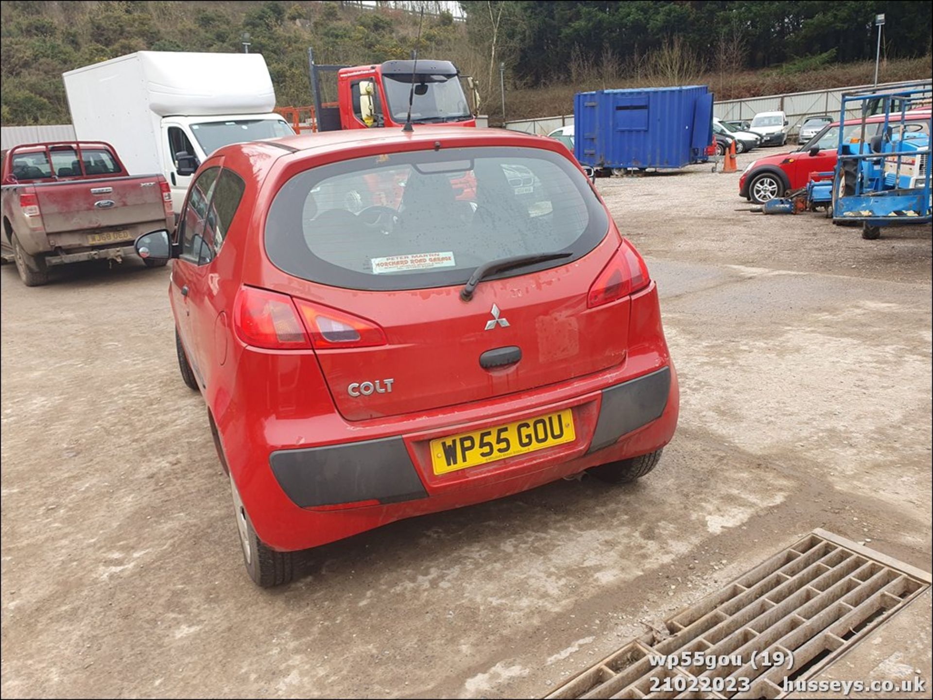 06/55 MITSUBISHI COLT RED - 1124cc 3dr Hatchback (Red) - Image 19 of 48