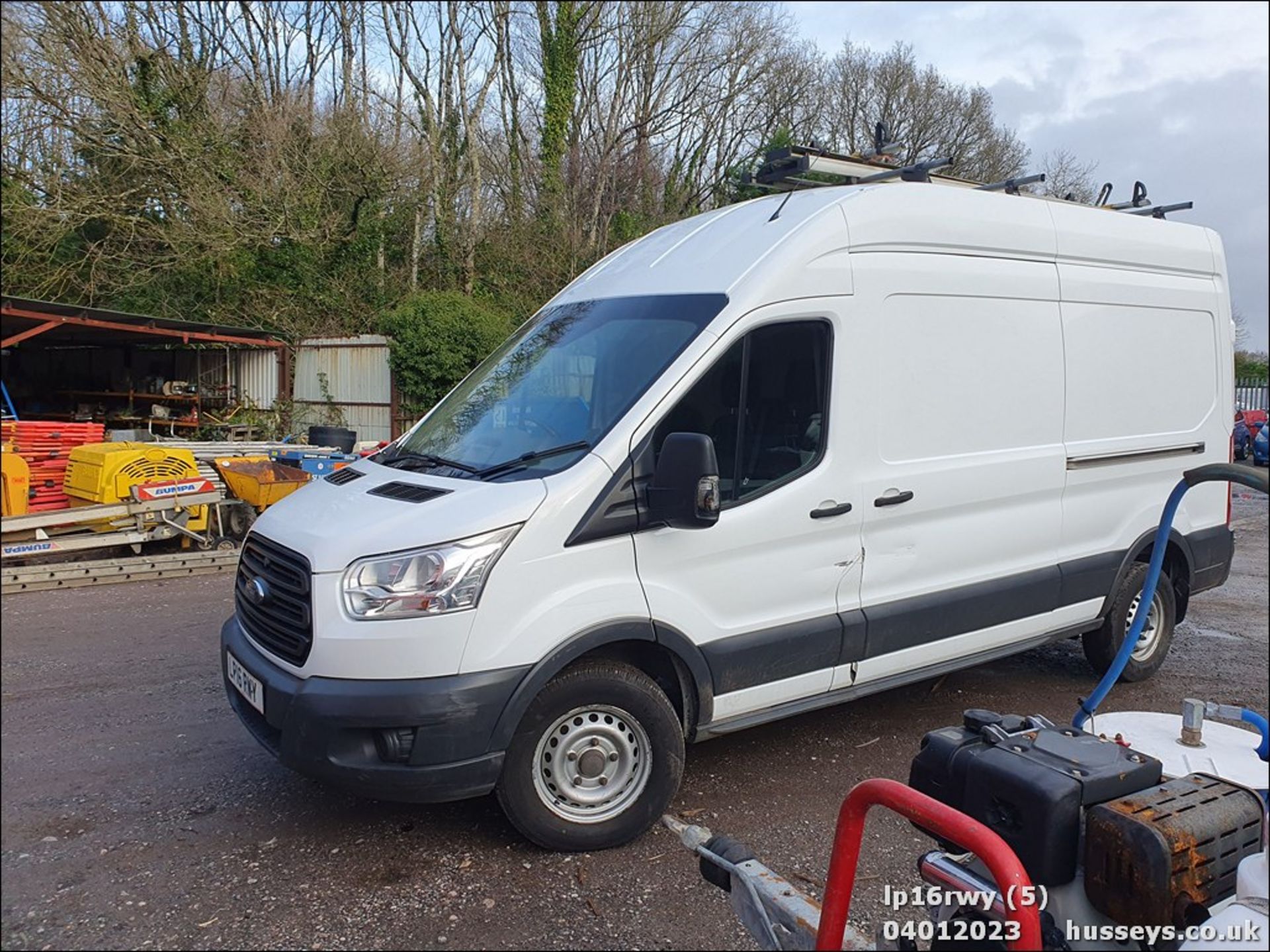 16/16 FORD TRANSIT 350 - 2198cc 5dr Van (White, 142k) - Image 6 of 37