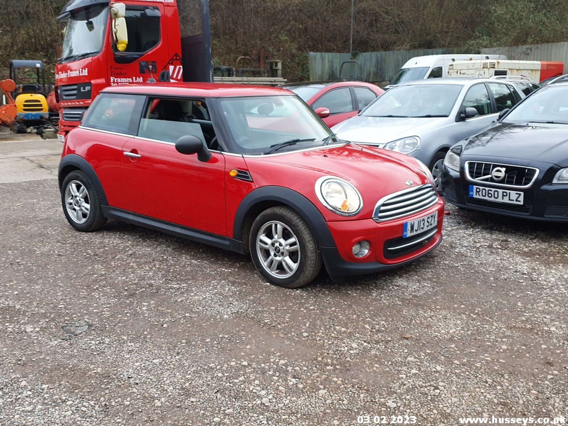 13/13 MINI ONE D - 1598cc 3dr Hatchback (Red) - Image 27 of 45