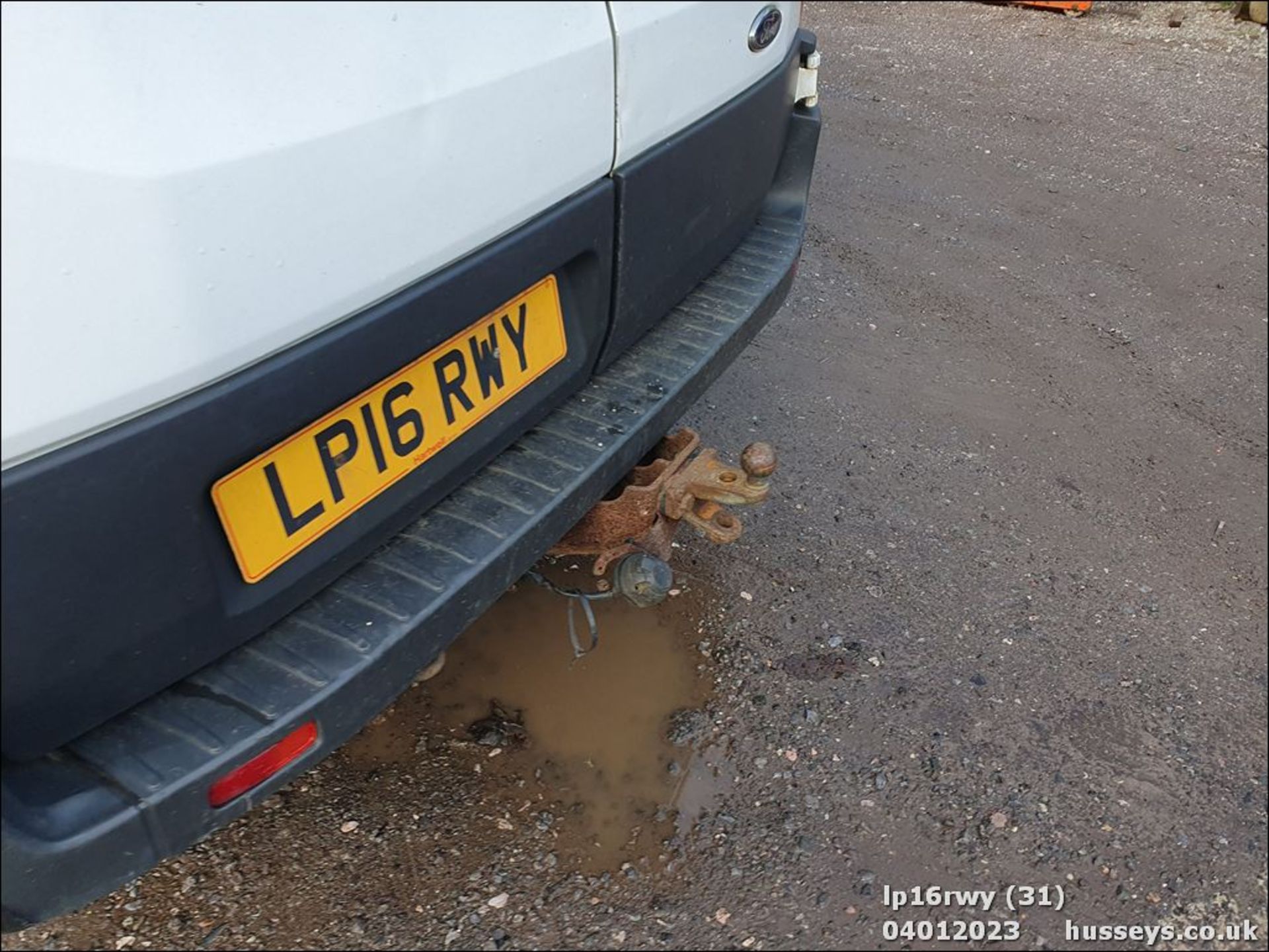 16/16 FORD TRANSIT 350 - 2198cc 5dr Van (White, 142k) - Image 32 of 37