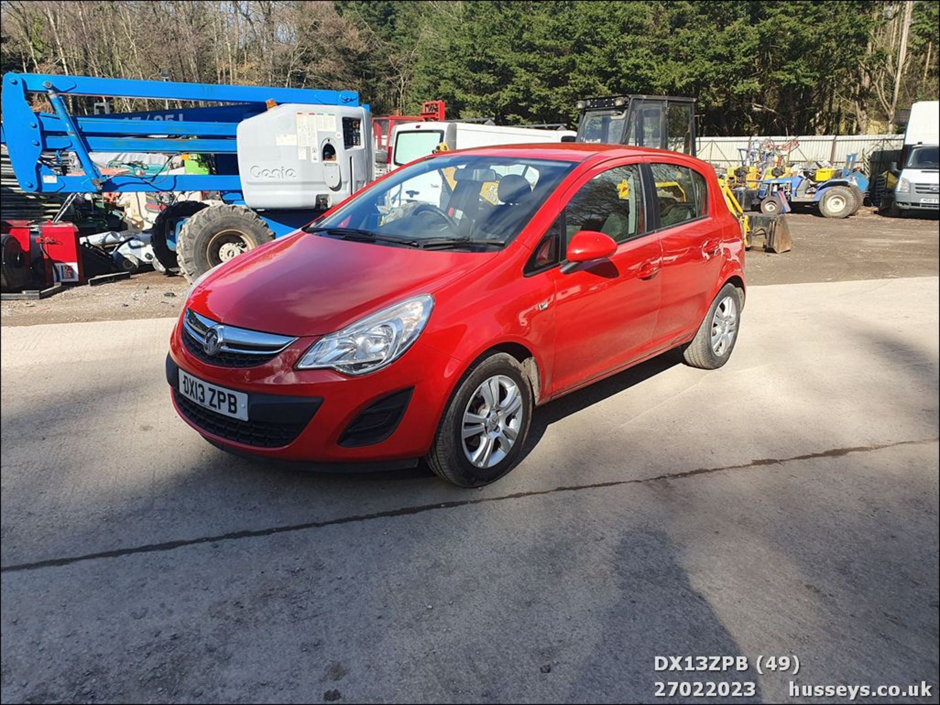 13/13 VAUXHALL CORSA EXCLUSIV AC - 1229cc 5dr Hatchback (Red, 82k) - Image 49 of 52