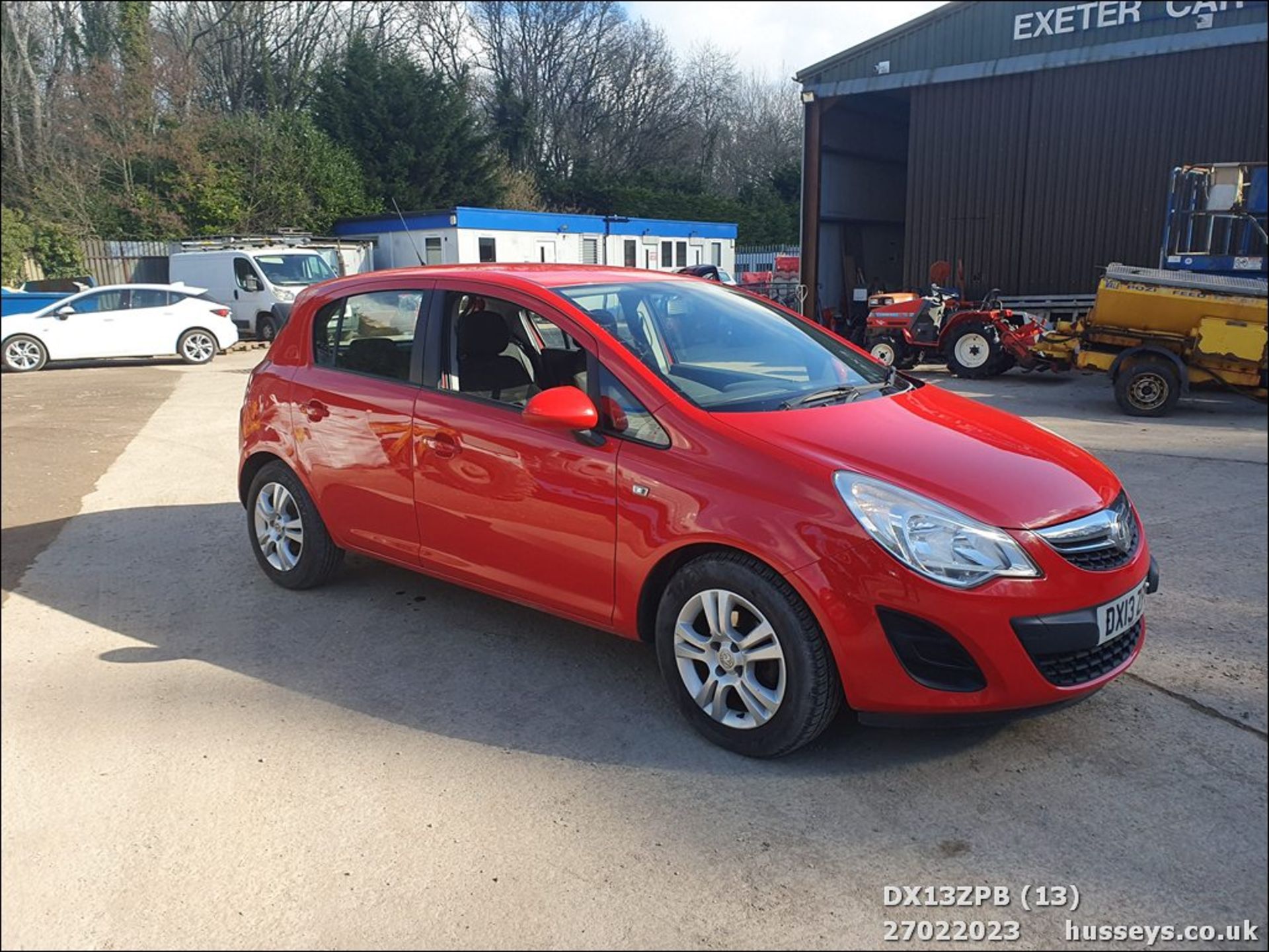 13/13 VAUXHALL CORSA EXCLUSIV AC - 1229cc 5dr Hatchback (Red, 82k) - Image 13 of 52