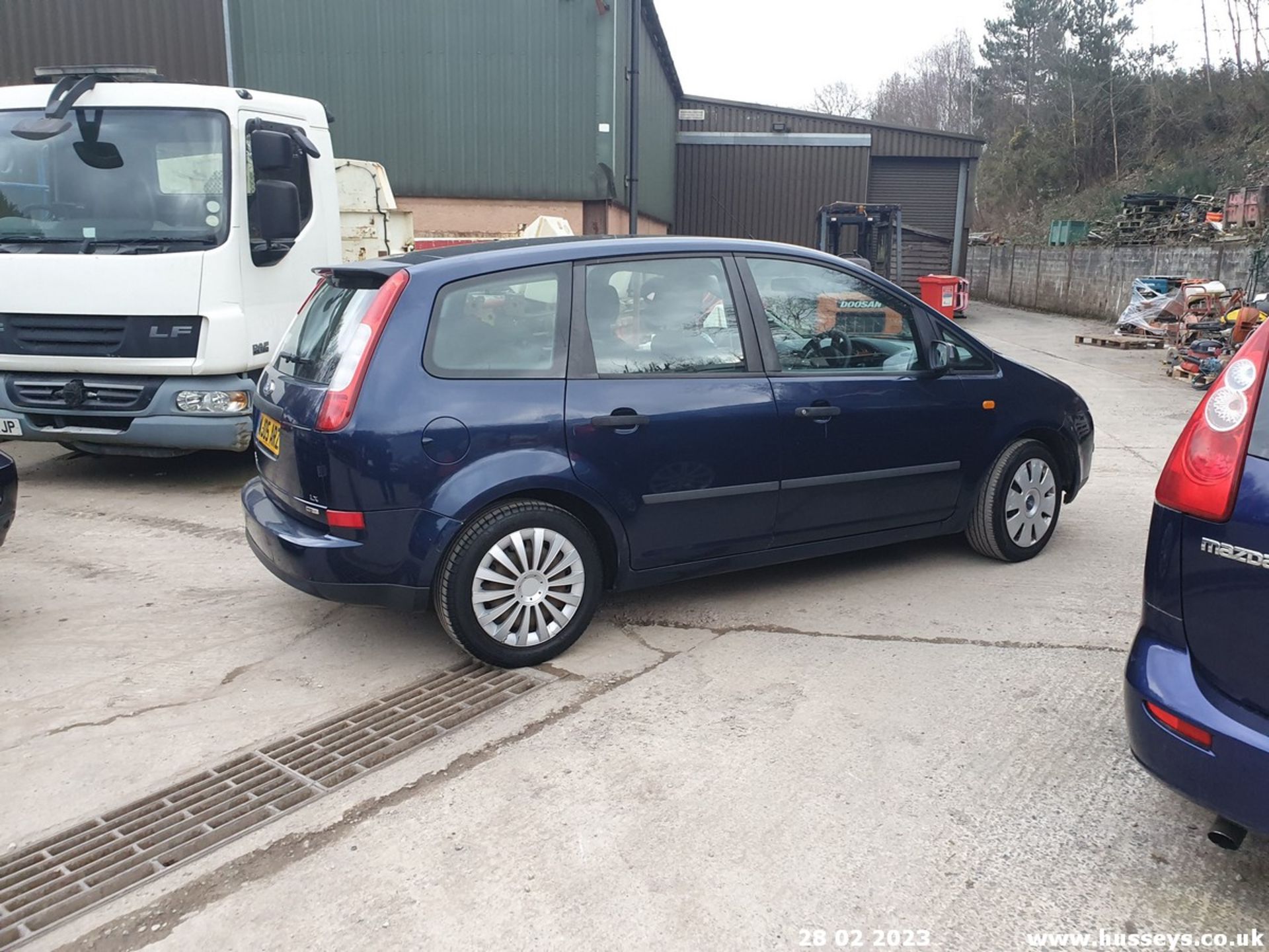 05/05 FORD FOCUS C-MAX LX TDCI - 1560cc 5dr MPV (Blue, 140k) - Image 2 of 42