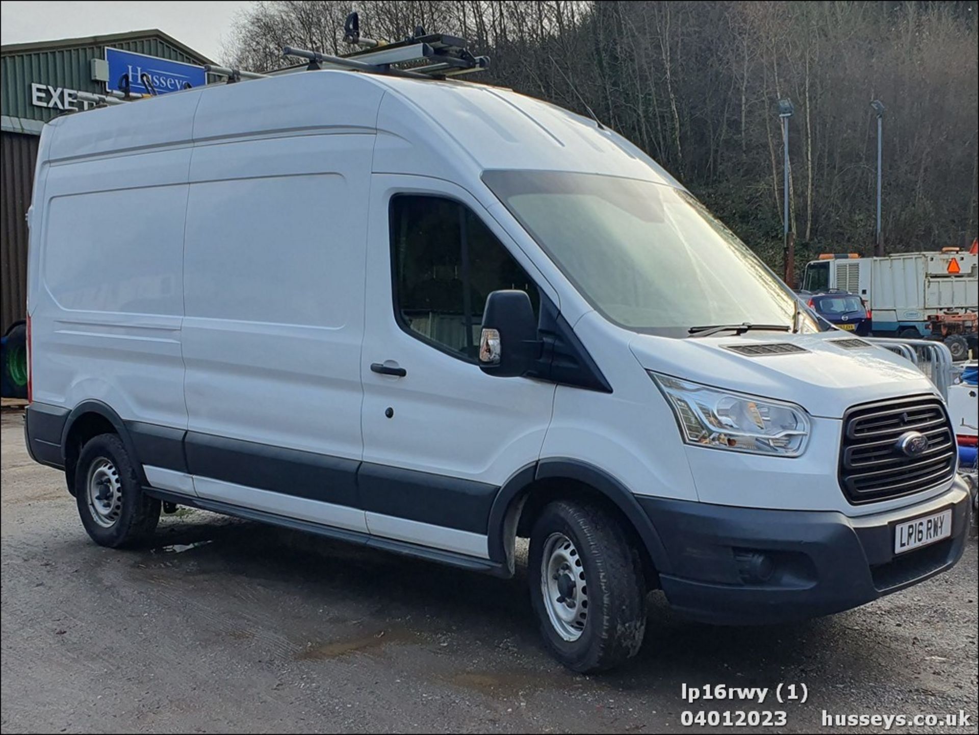 16/16 FORD TRANSIT 350 - 2198cc 5dr Van (White, 142k)