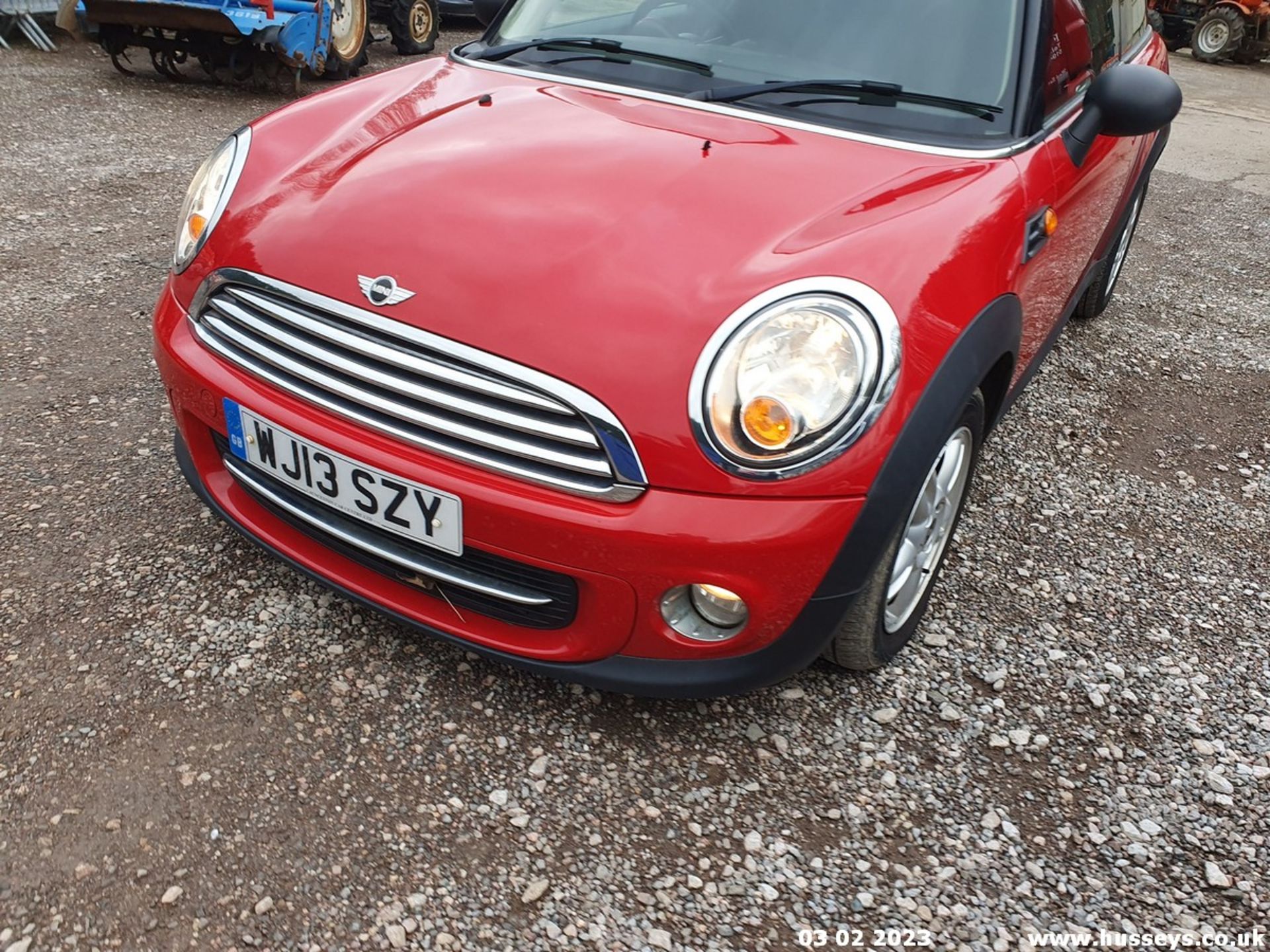 13/13 MINI ONE D - 1598cc 3dr Hatchback (Red) - Image 42 of 45