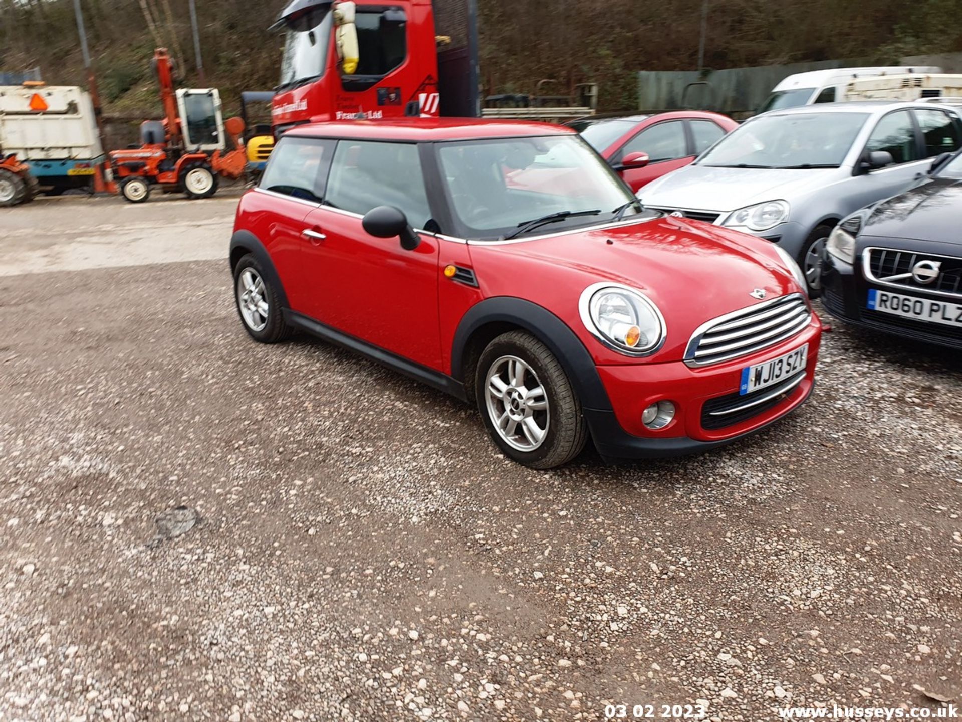 13/13 MINI ONE D - 1598cc 3dr Hatchback (Red) - Image 4 of 45