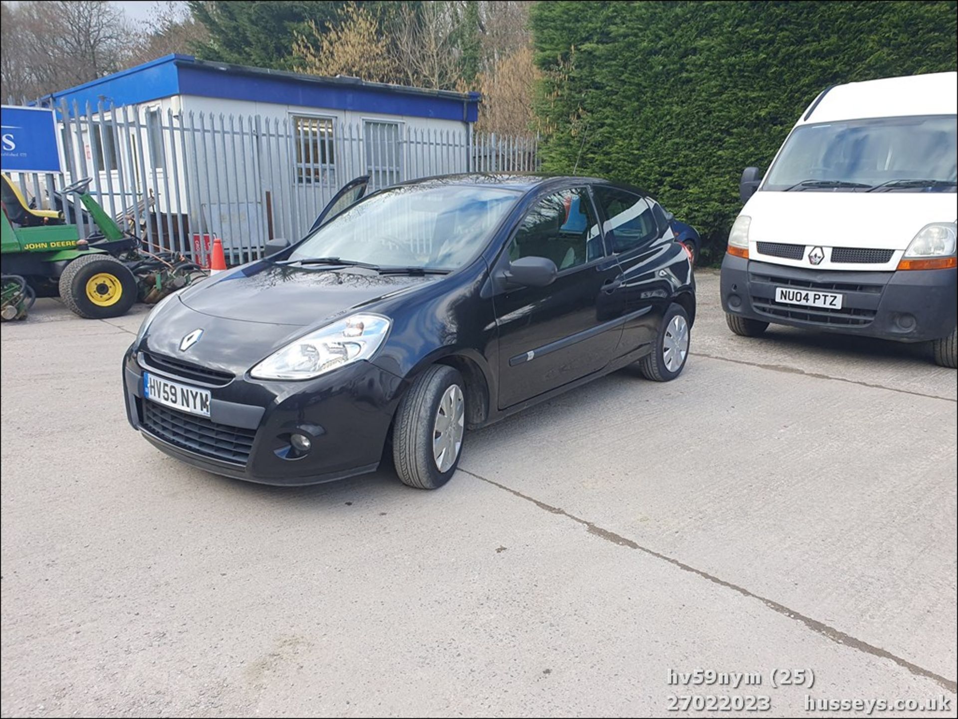 09/59 RENAULT CLIO EXTREME - 1149cc 3dr Hatchback (Black, 93k) - Image 25 of 45