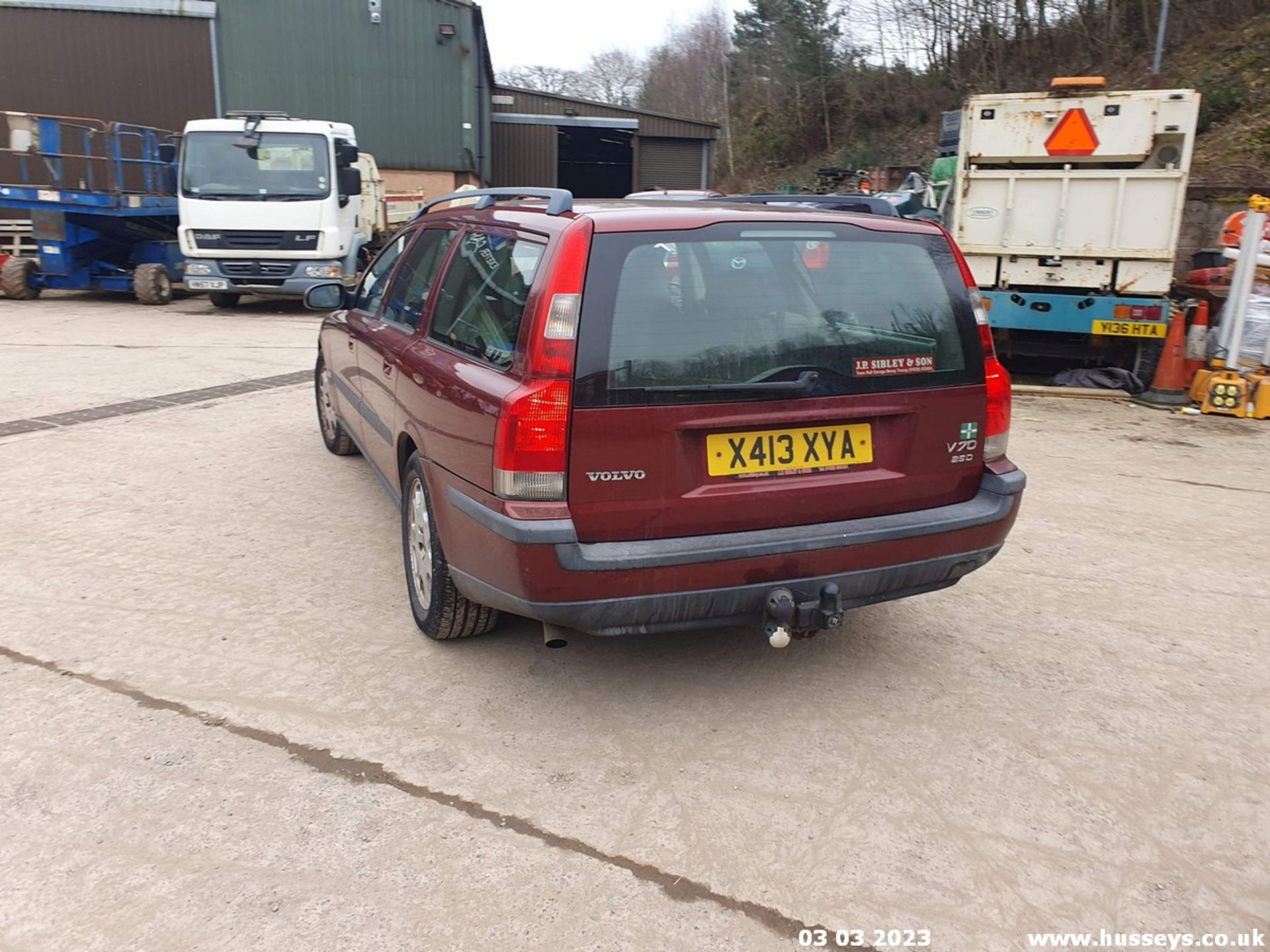 2000 VOLVO V70 D - 2461cc 5dr Estate (Red, 208k) - Image 14 of 54