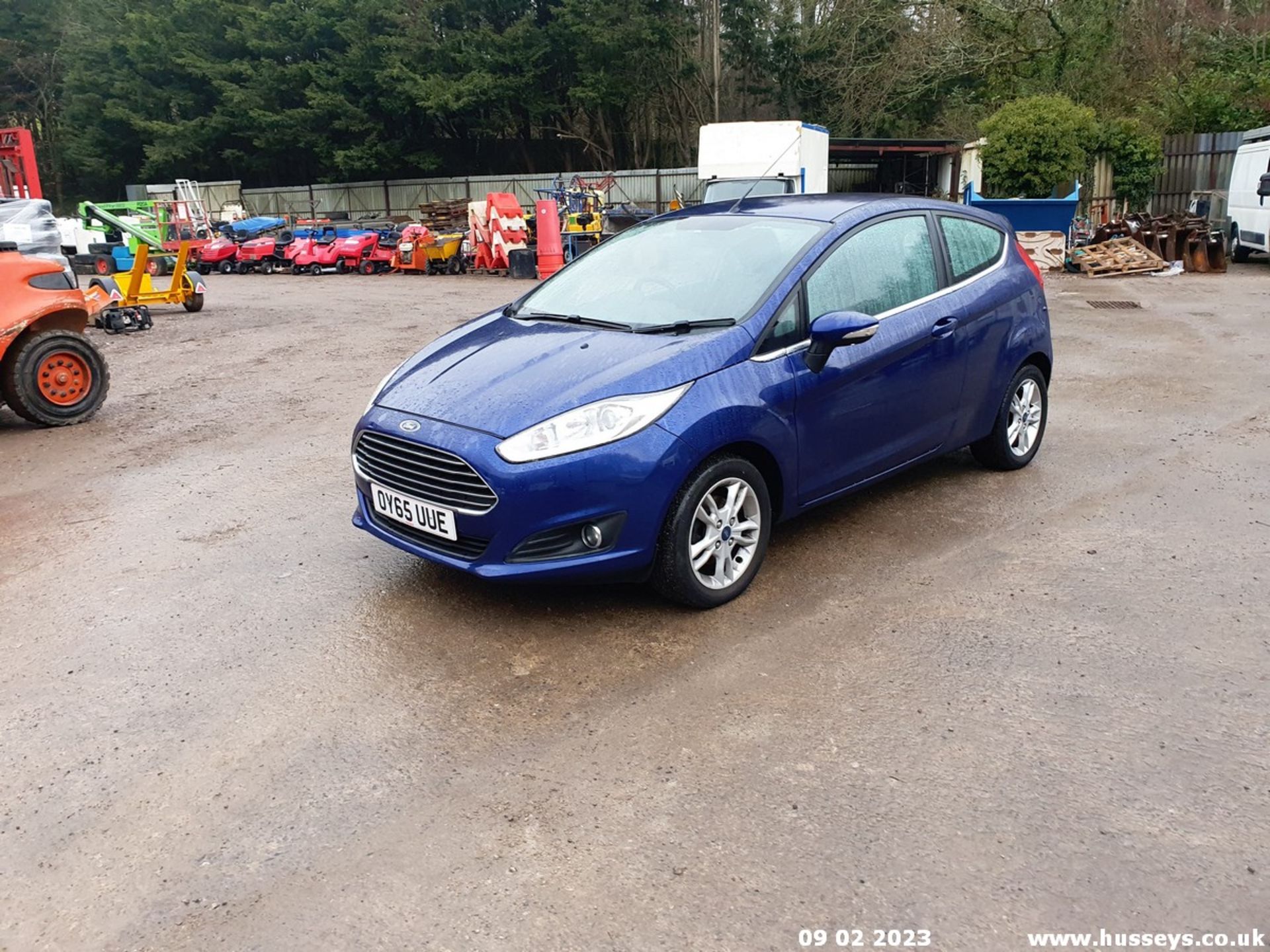 15/65 FORD FIESTA ZETEC TDCI - 1499cc 3dr Hatchback (Blue, 128k) - Image 8 of 48